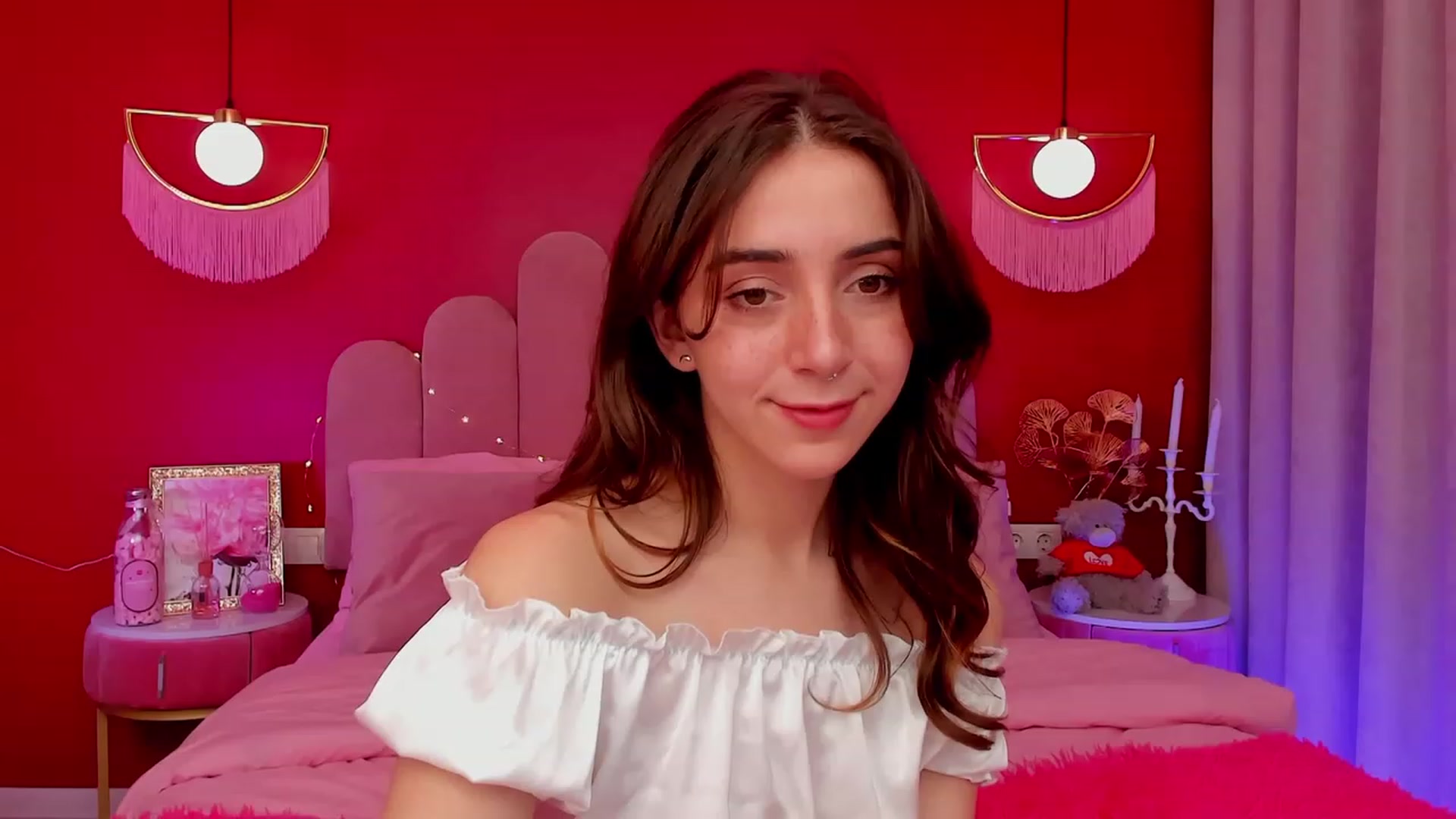 Gallery image thumbnail from ElsaYoung's myfreecams stream on, 03/16/2023, 14:18 image 15 of 20