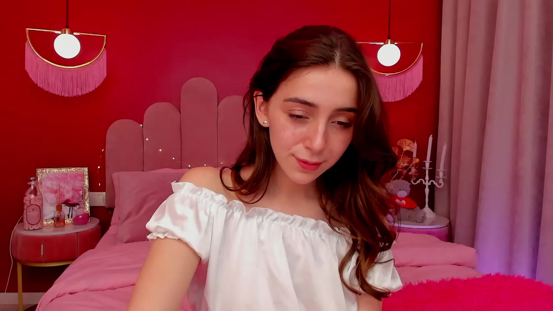 Gallery image thumbnail from ElsaYoung's myfreecams stream on, 03/16/2023, 16:33 image 15 of 20