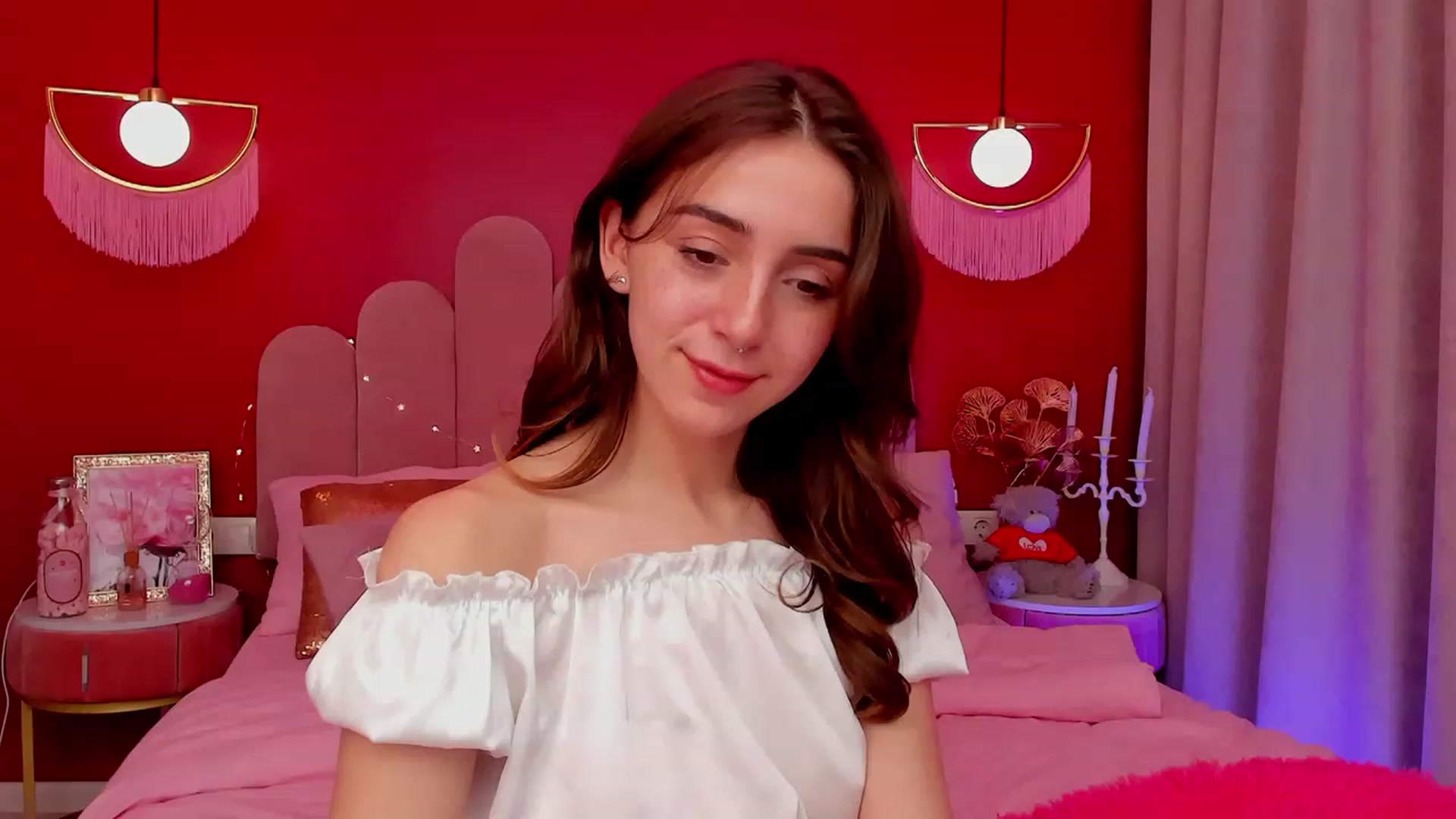 Gallery image thumbnail from ElsaYoung's myfreecams stream on, 03/16/2023, 17:59 image 7 of 20