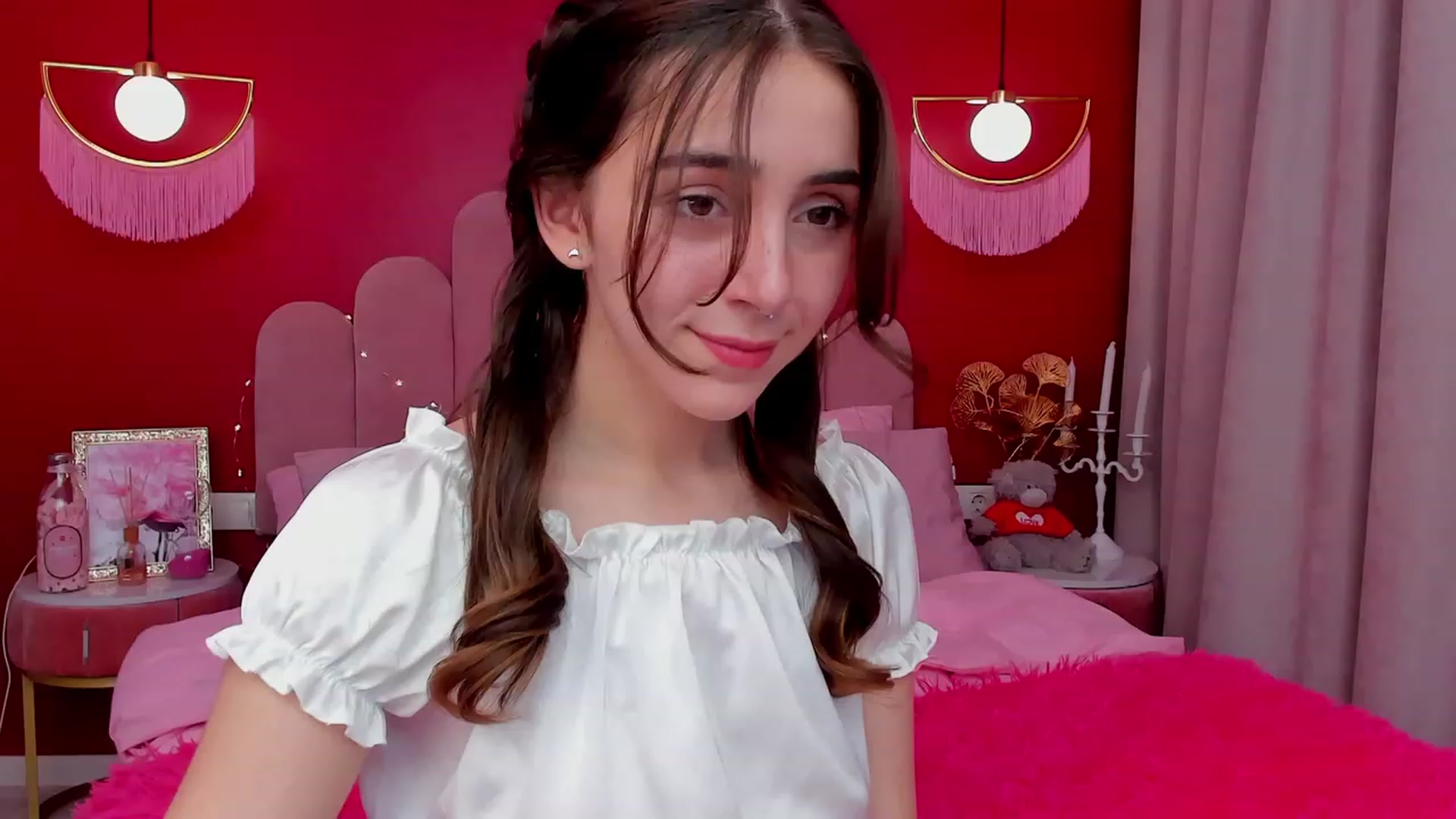 Gallery image thumbnail from ElsaYoung's myfreecams stream on, 03/16/2023, 20:01 image 10 of 20