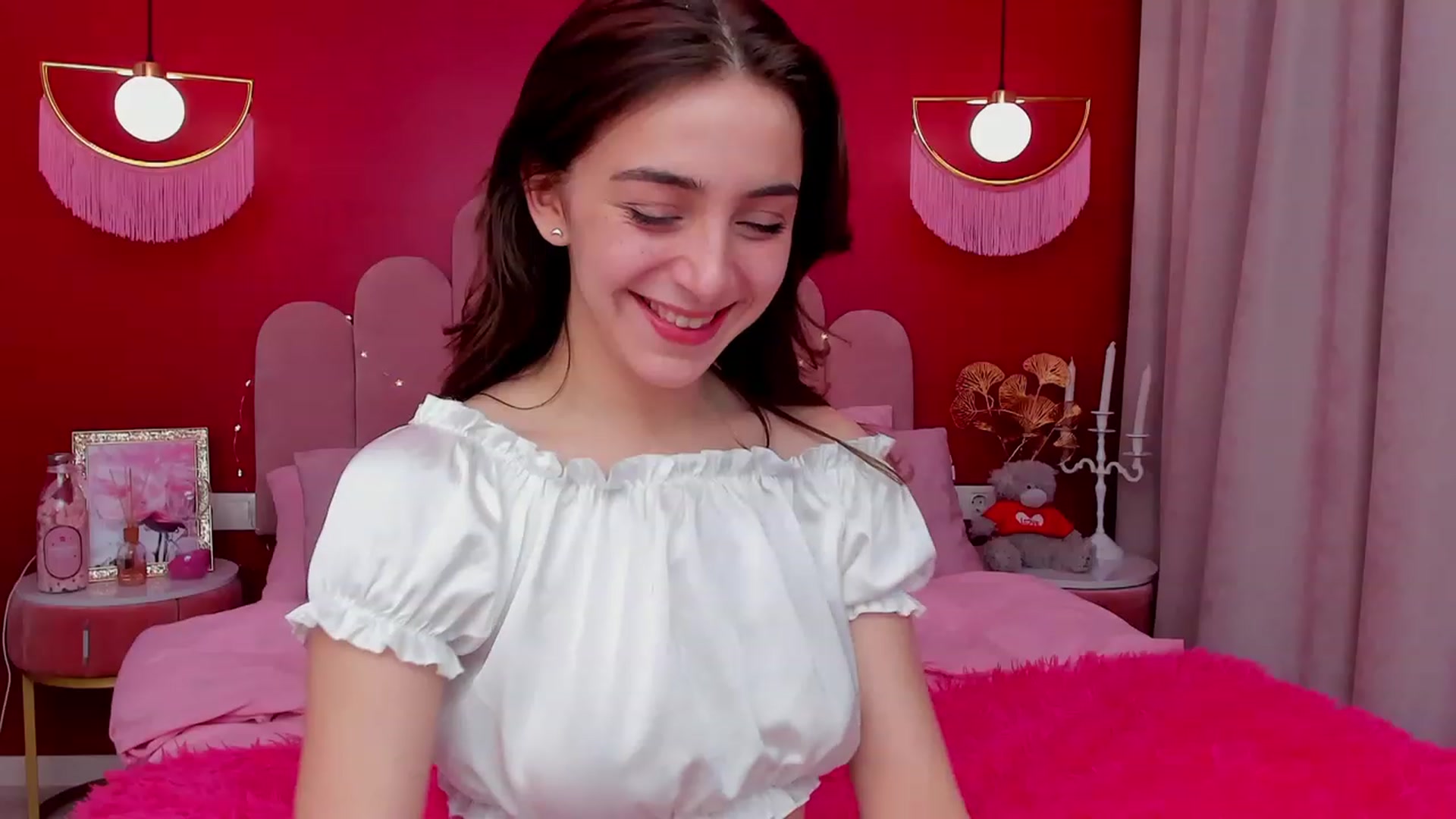 Gallery image thumbnail from ElsaYoung's myfreecams stream on, 03/16/2023, 20:01 image 17 of 20