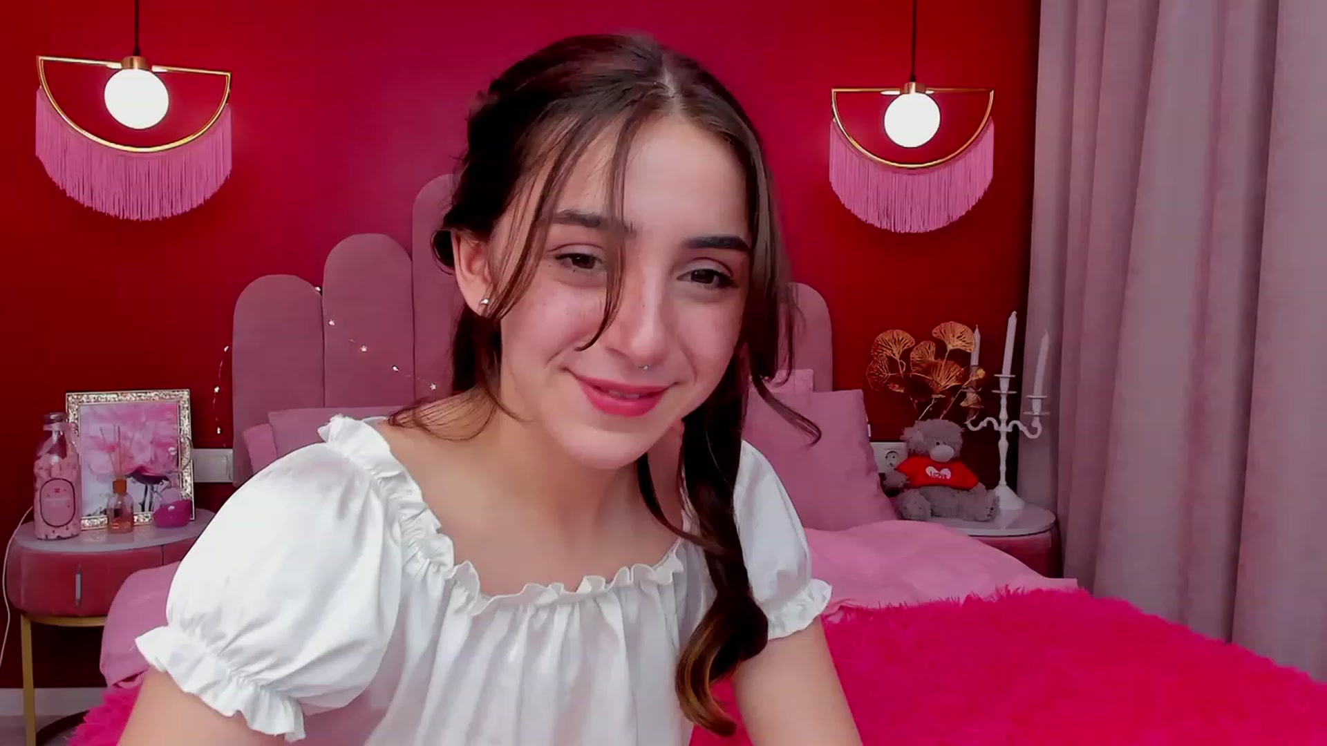 Gallery image thumbnail from ElsaYoung's myfreecams stream on, 03/16/2023, 20:01 image 6 of 20