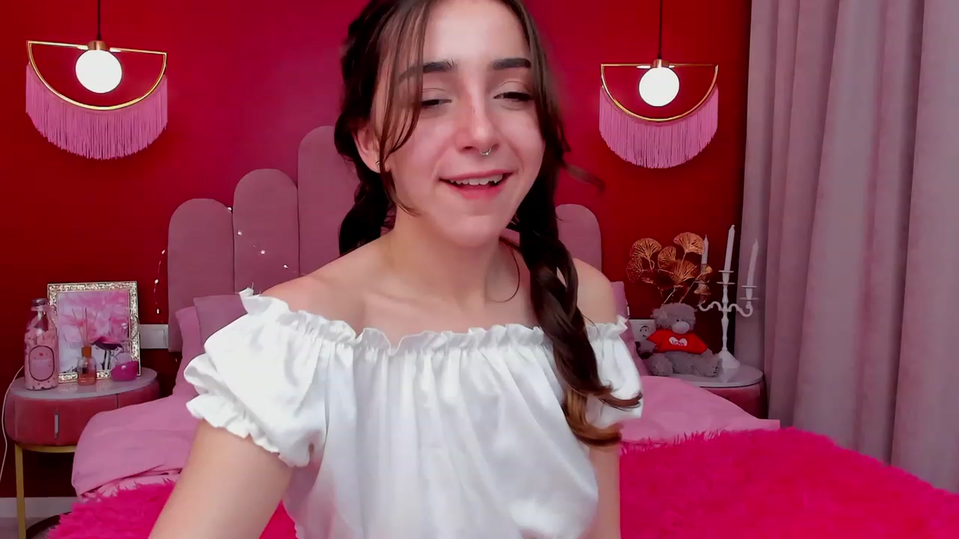 Gallery image thumbnail from ElsaYoung's myfreecams stream on, 03/16/2023, 20:01 image 13 of 20