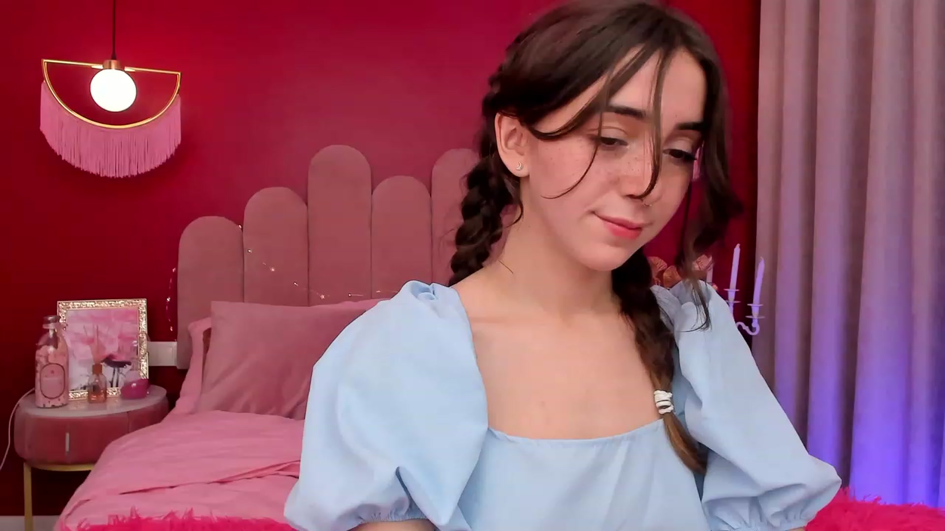 Gallery image thumbnail from ElsaYoung's myfreecams stream on, 03/17/2023, 15:43 image 9 of 20