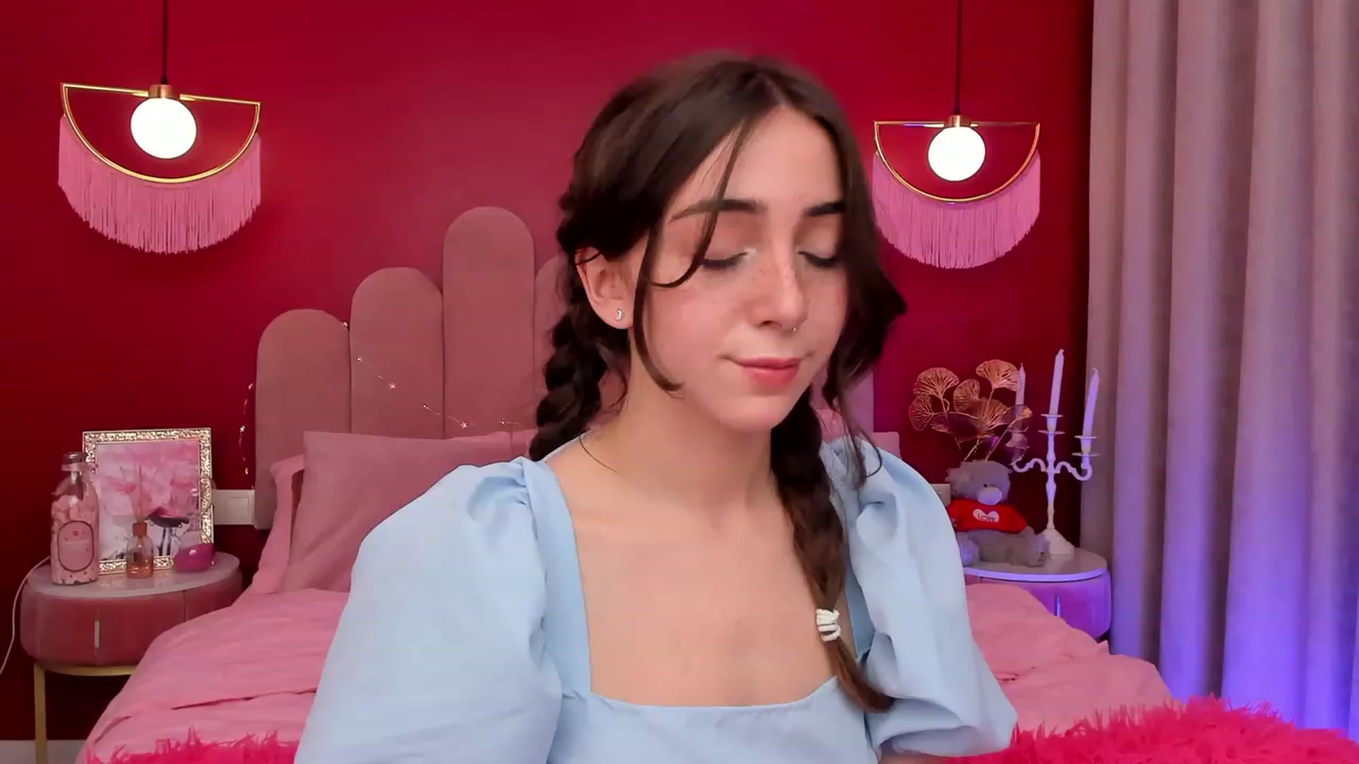 Gallery image thumbnail from ElsaYoung's myfreecams stream on, 03/17/2023, 15:43 image 1 of 20