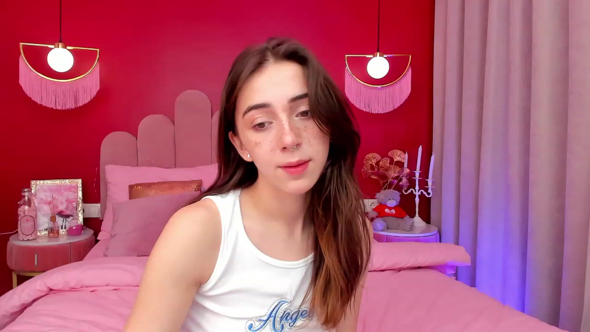 Gallery image thumbnail from ElsaYoung's myfreecams stream on, 03/19/2023, 07:28 image 1 of 20