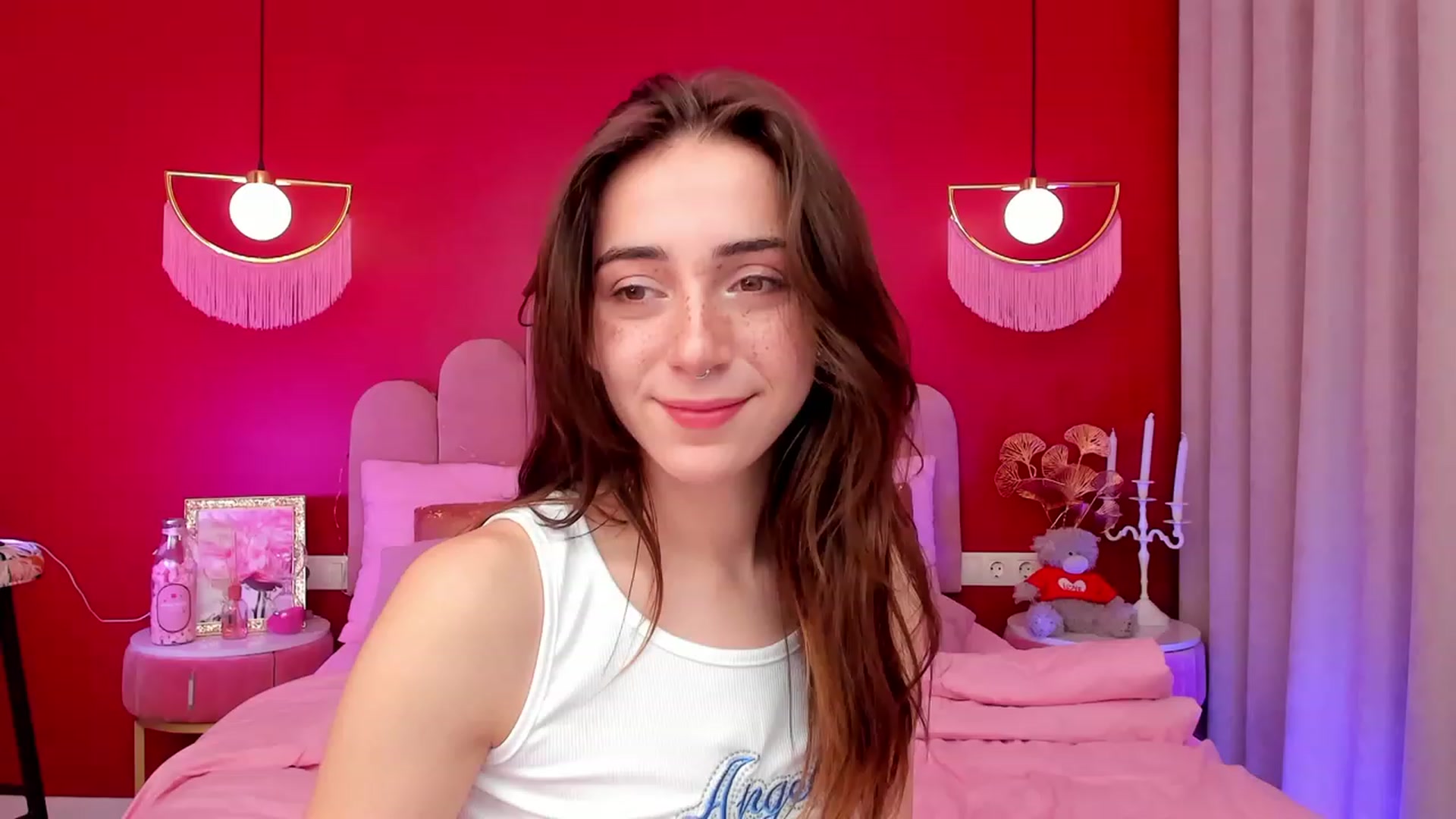 Gallery image thumbnail from ElsaYoung's myfreecams stream on, 03/19/2023, 07:28 image 15 of 20