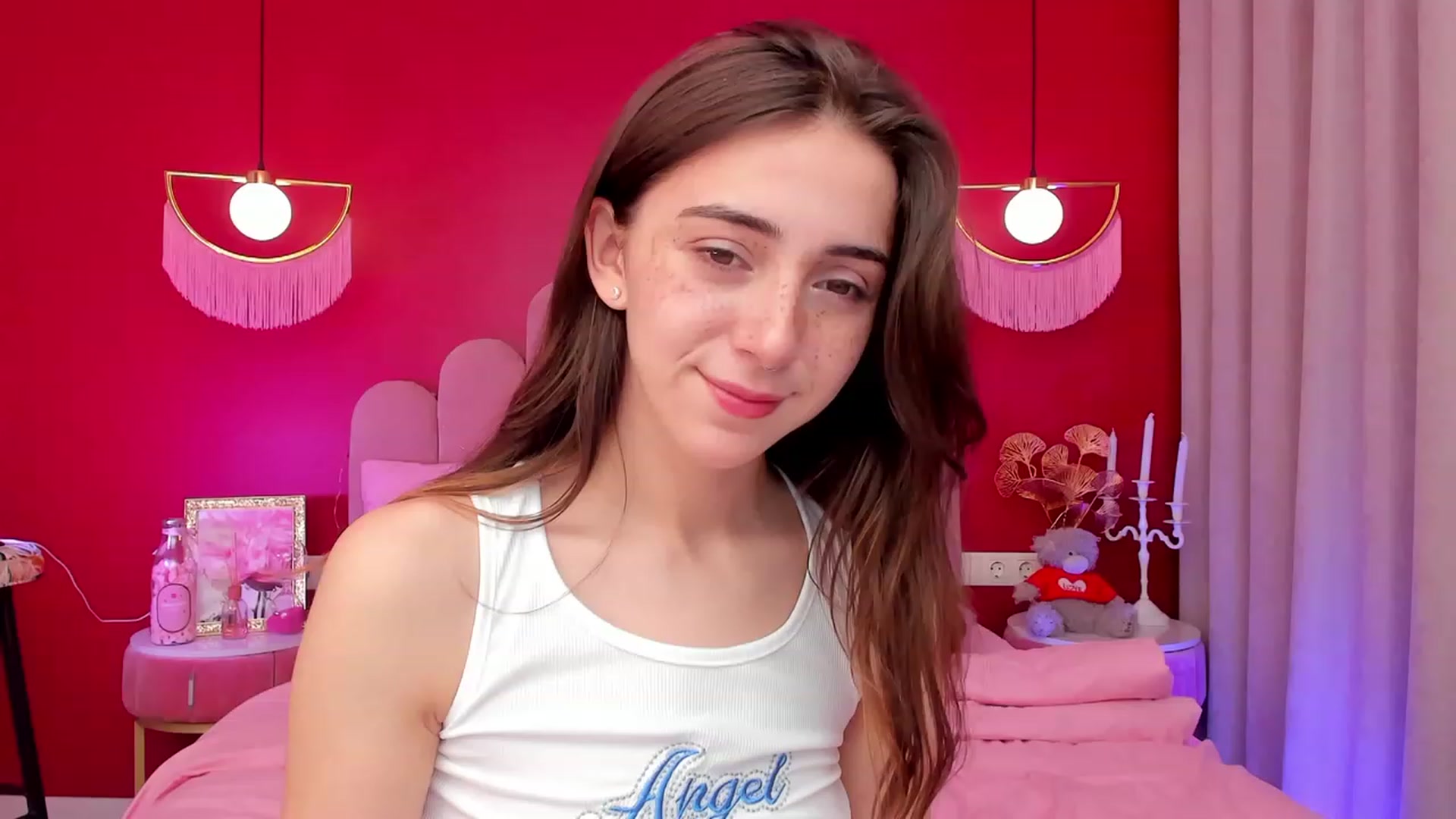 Gallery image thumbnail from ElsaYoung's myfreecams stream on, 03/19/2023, 07:28 image 16 of 20
