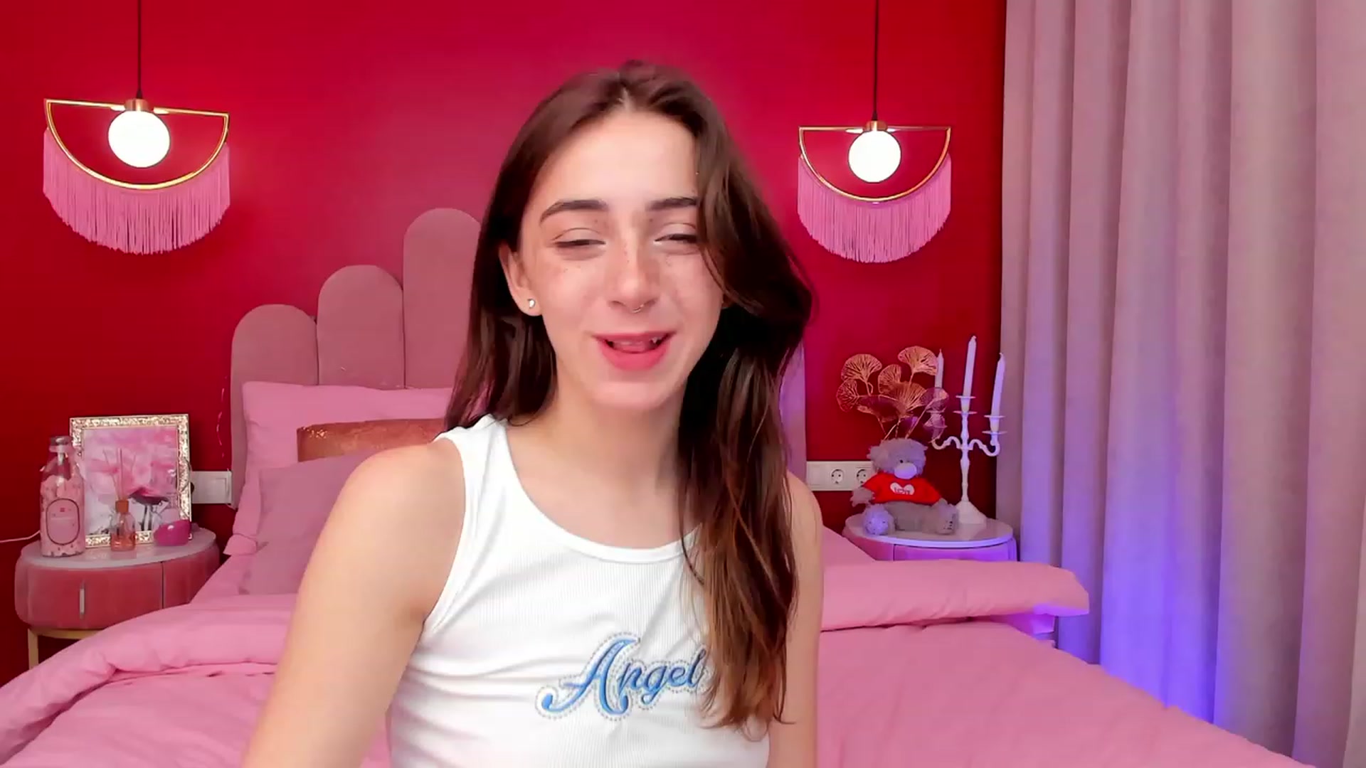 Gallery image thumbnail from ElsaYoung's myfreecams stream on, 03/19/2023, 07:28 image 5 of 20