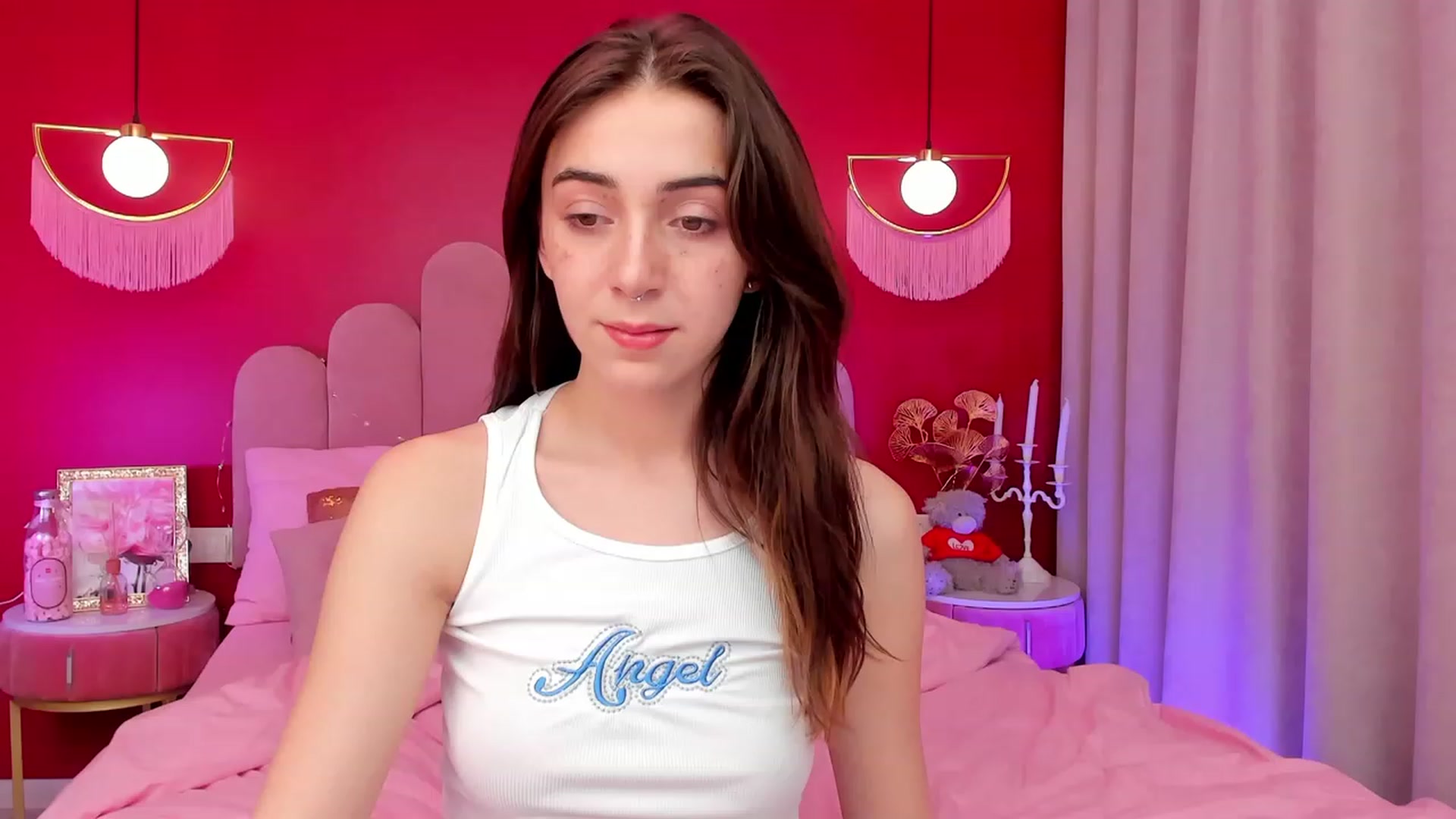 Gallery image thumbnail from ElsaYoung's myfreecams stream on, 03/19/2023, 12:21 image 1 of 20