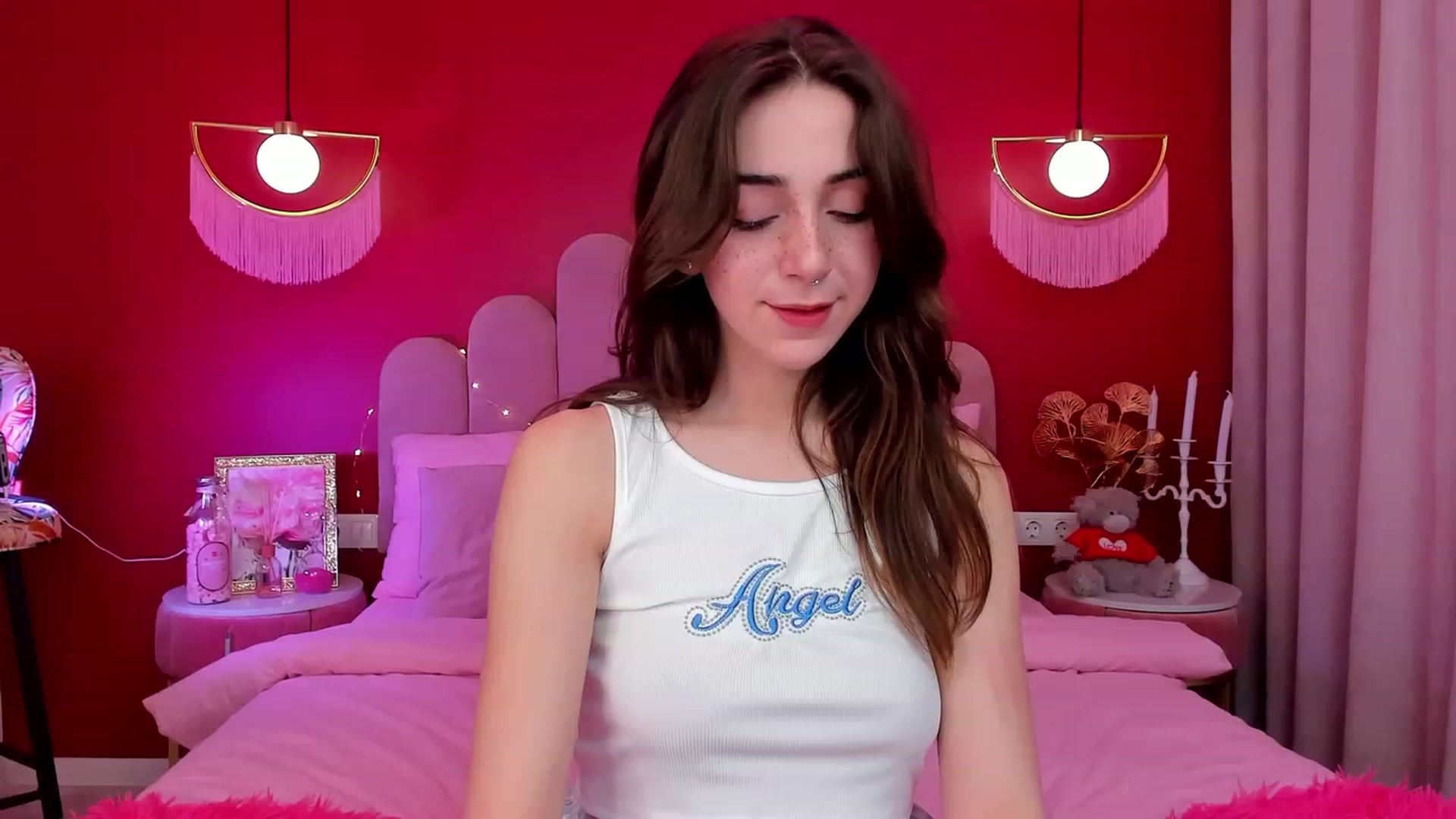 Gallery image thumbnail from ElsaYoung's myfreecams stream on, 03/22/2023, 06:48 image 9 of 20