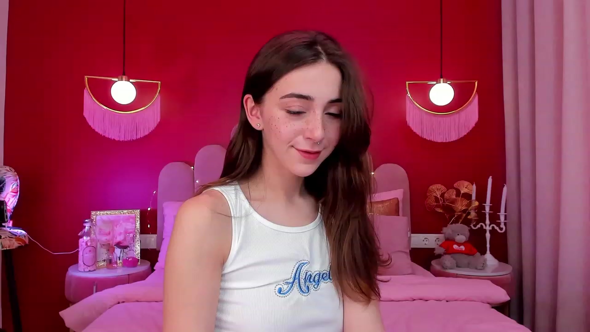 Gallery image thumbnail from ElsaYoung's myfreecams stream on, 03/22/2023, 06:48 image 12 of 20