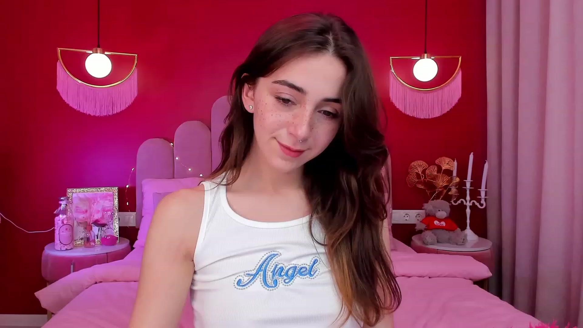 Gallery image thumbnail from ElsaYoung's myfreecams stream on, 03/22/2023, 06:48 image 18 of 20