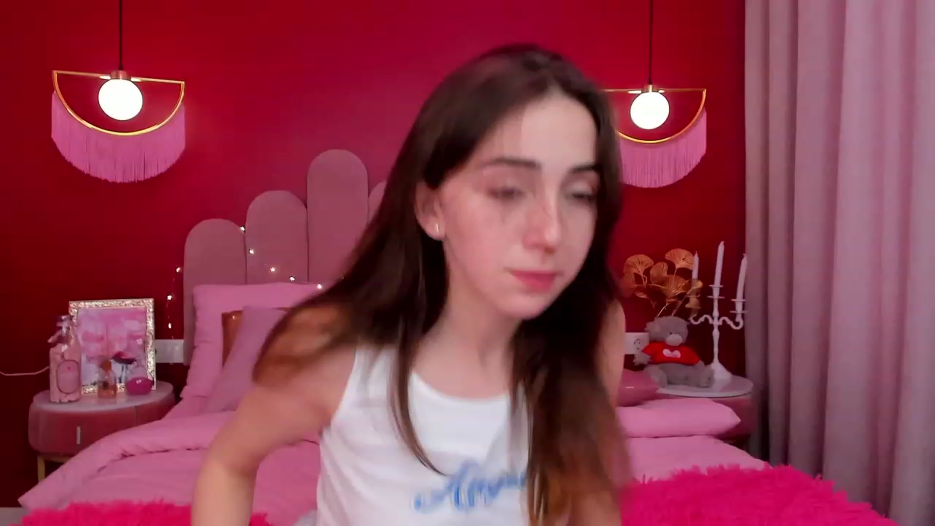 Gallery image thumbnail from ElsaYoung's myfreecams stream on, 03/22/2023, 09:16 image 13 of 20