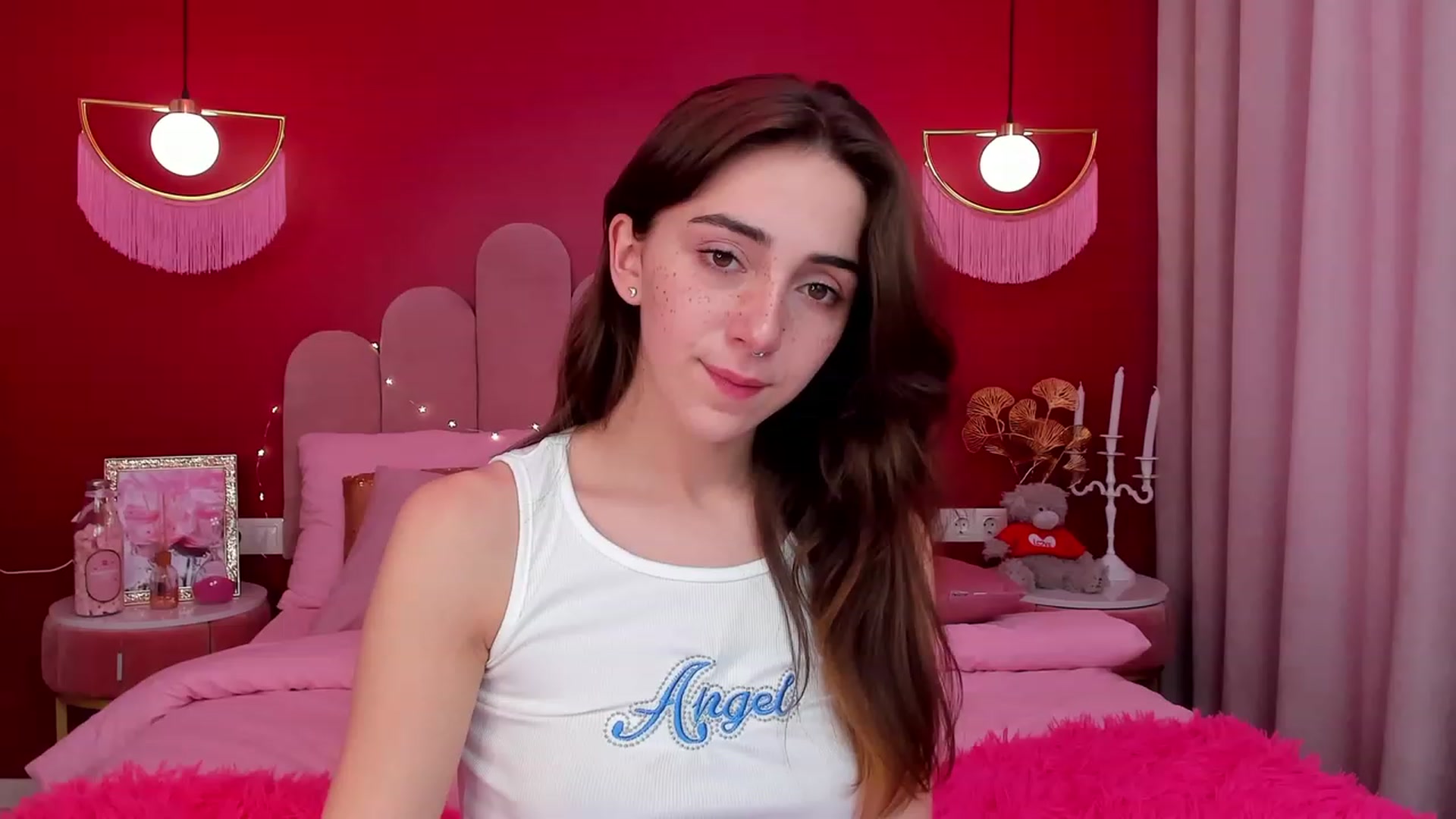 Gallery image thumbnail from ElsaYoung's myfreecams stream on, 03/22/2023, 09:16 image 15 of 20