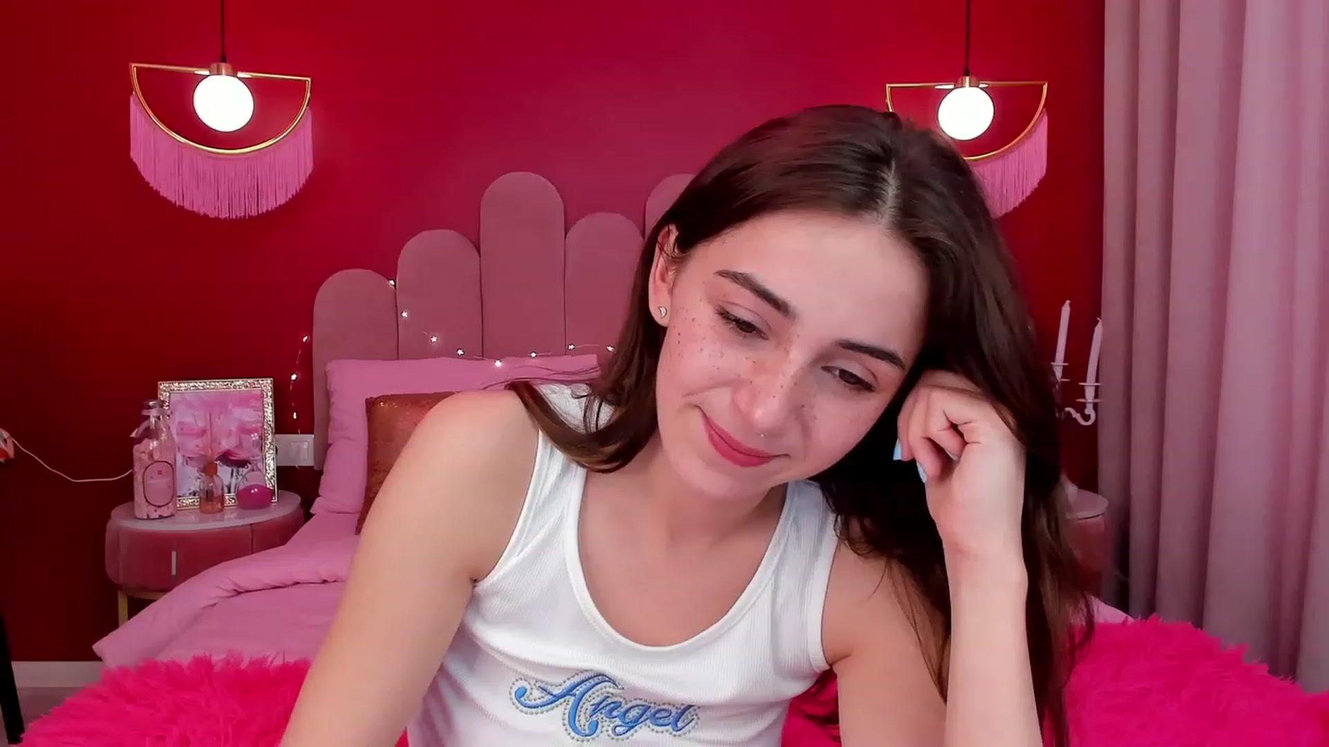 Gallery image thumbnail from ElsaYoung's myfreecams stream on, 03/22/2023, 10:14 image 5 of 20