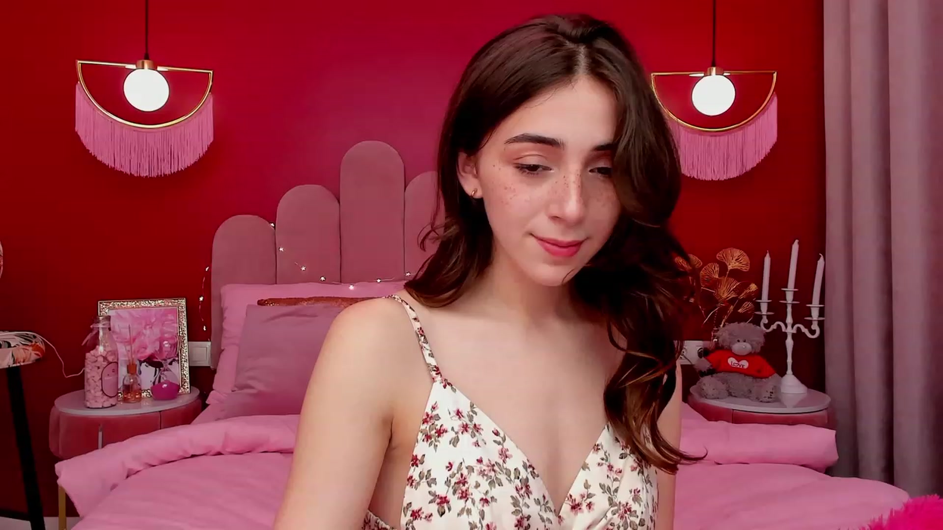 Gallery image thumbnail from ElsaYoung's myfreecams stream on, 03/23/2023, 15:40 image 4 of 20