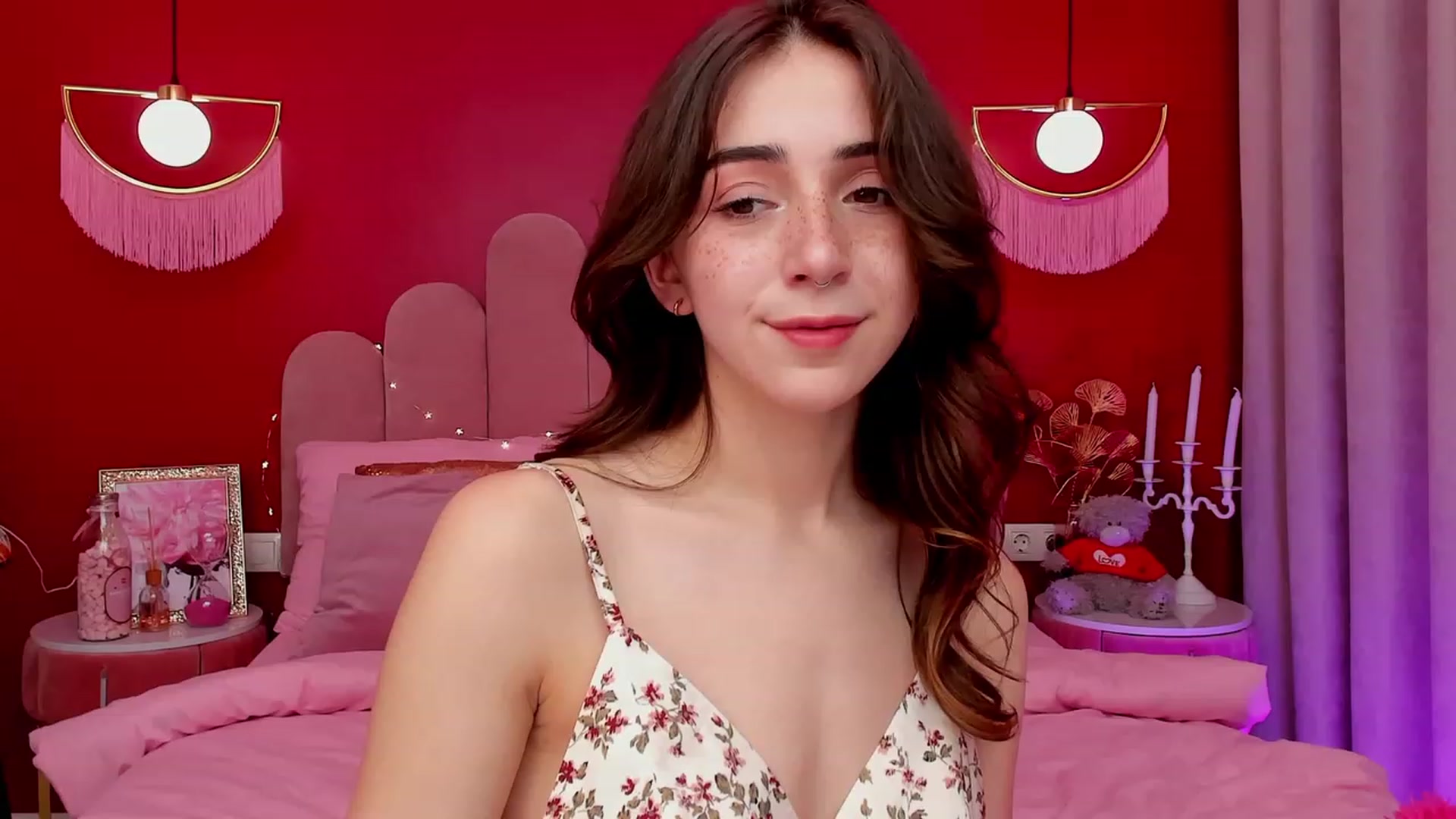 Gallery image thumbnail from ElsaYoung's myfreecams stream on, 03/23/2023, 15:40 image 13 of 20