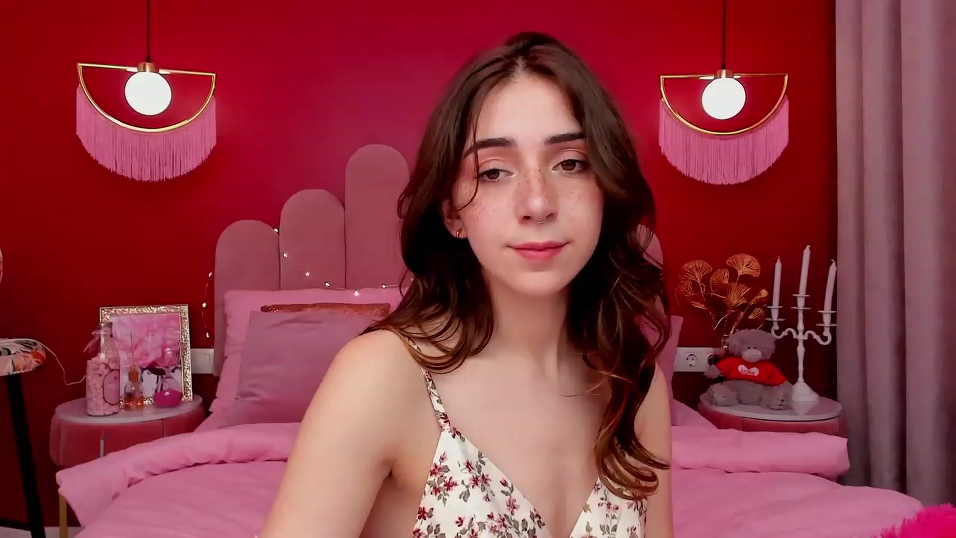 Gallery image thumbnail from ElsaYoung's myfreecams stream on, 03/23/2023, 15:40 image 5 of 20