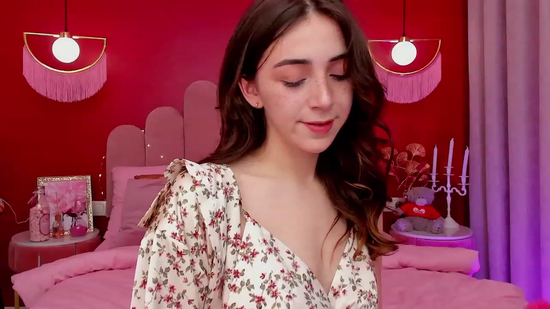 Gallery image thumbnail from ElsaYoung's myfreecams stream on, 03/23/2023, 15:40 image 10 of 20
