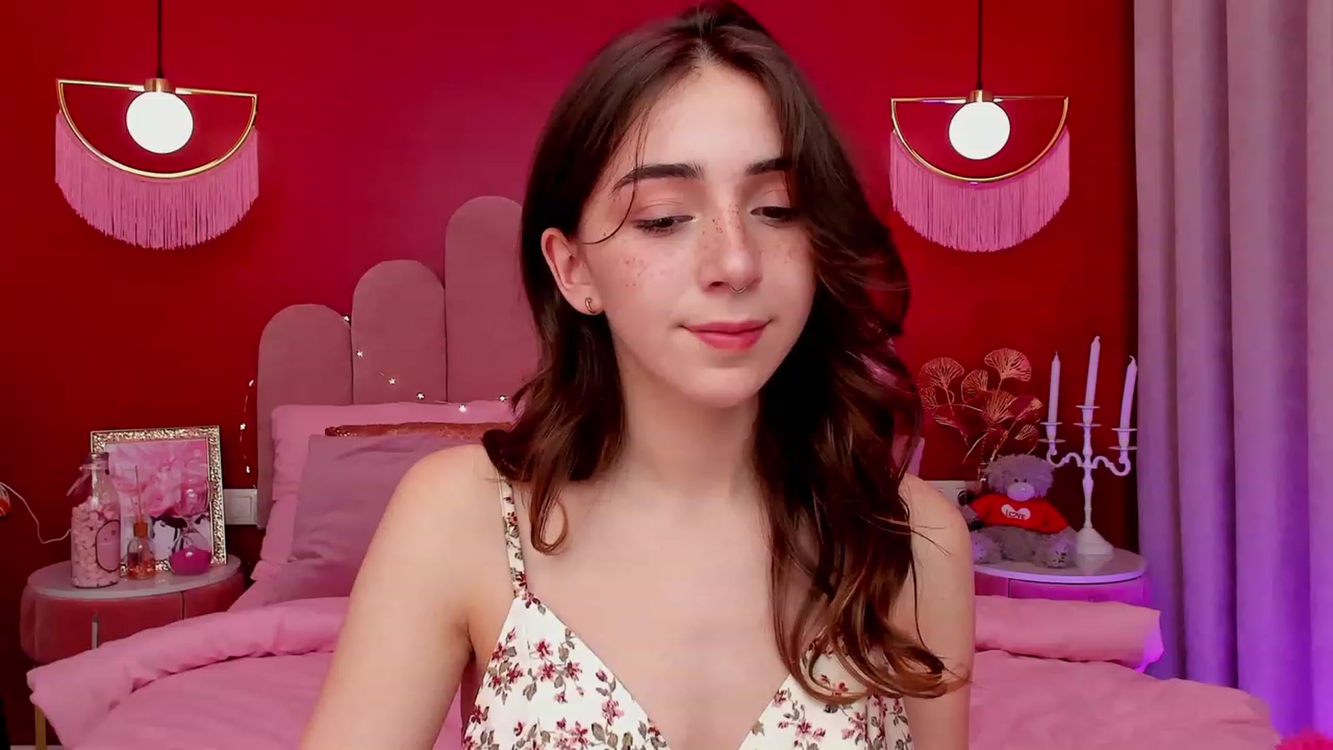 Gallery image thumbnail from ElsaYoung's myfreecams stream on, 03/23/2023, 15:40 image 15 of 20