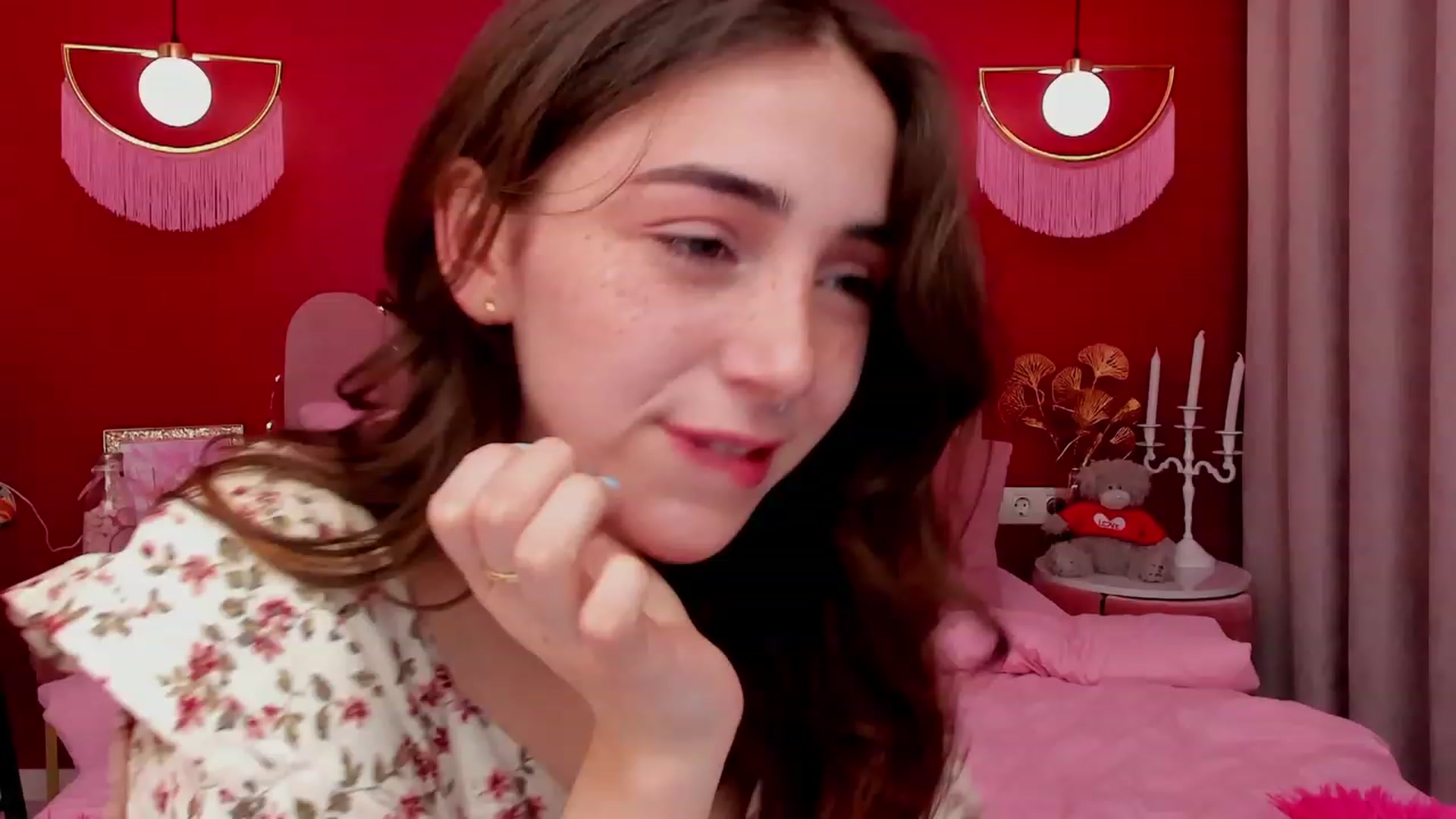 Gallery image thumbnail from ElsaYoung's myfreecams stream on, 03/23/2023, 16:33 image 1 of 20