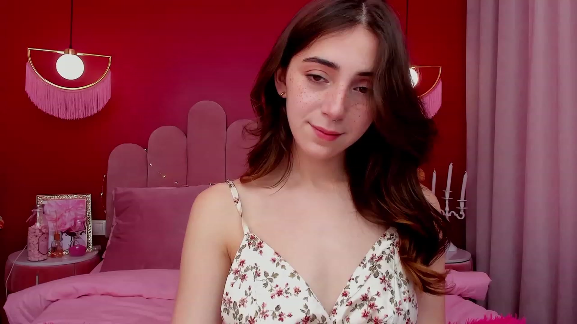 Gallery image thumbnail from ElsaYoung's myfreecams stream on, 03/25/2023, 06:46 image 3 of 20