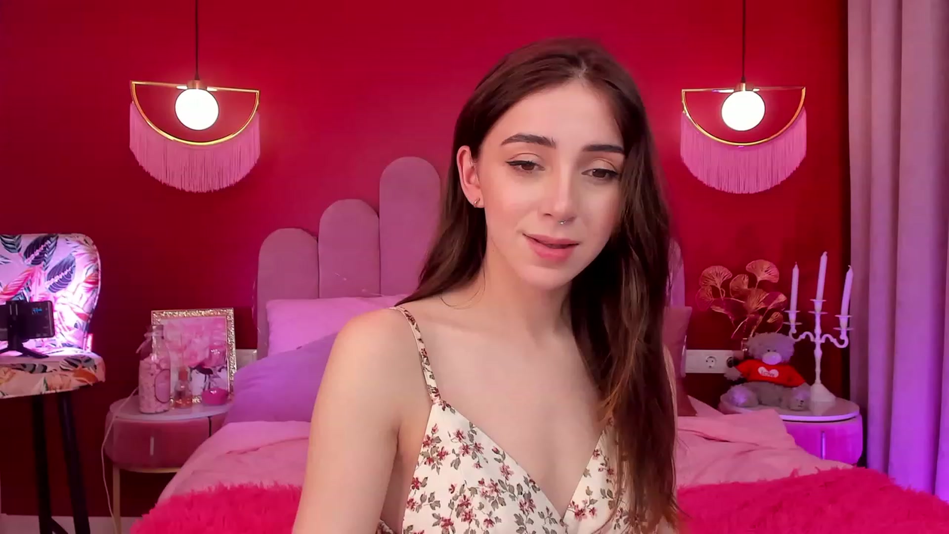 Gallery image thumbnail from ElsaYoung's myfreecams stream on, 03/25/2023, 15:29 image 19 of 20