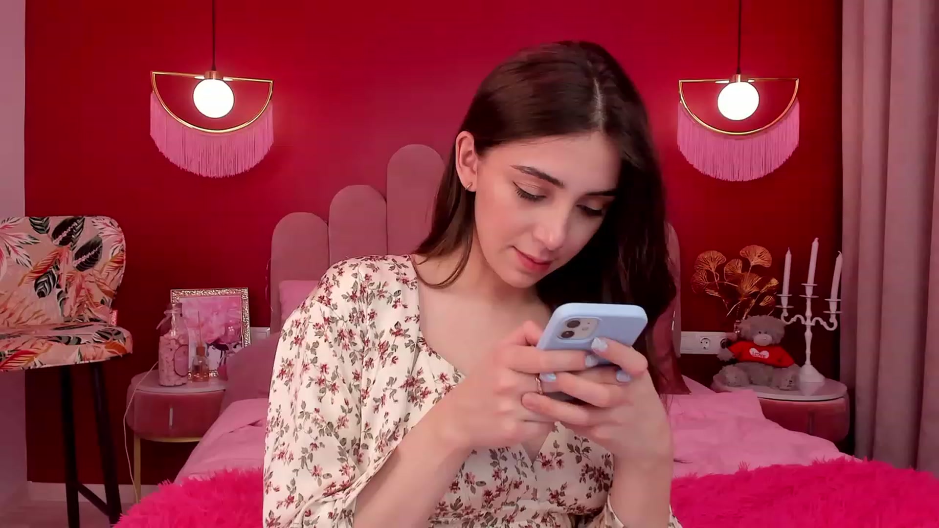 Gallery image thumbnail from ElsaYoung's myfreecams stream on, 03/25/2023, 16:44 image 15 of 20