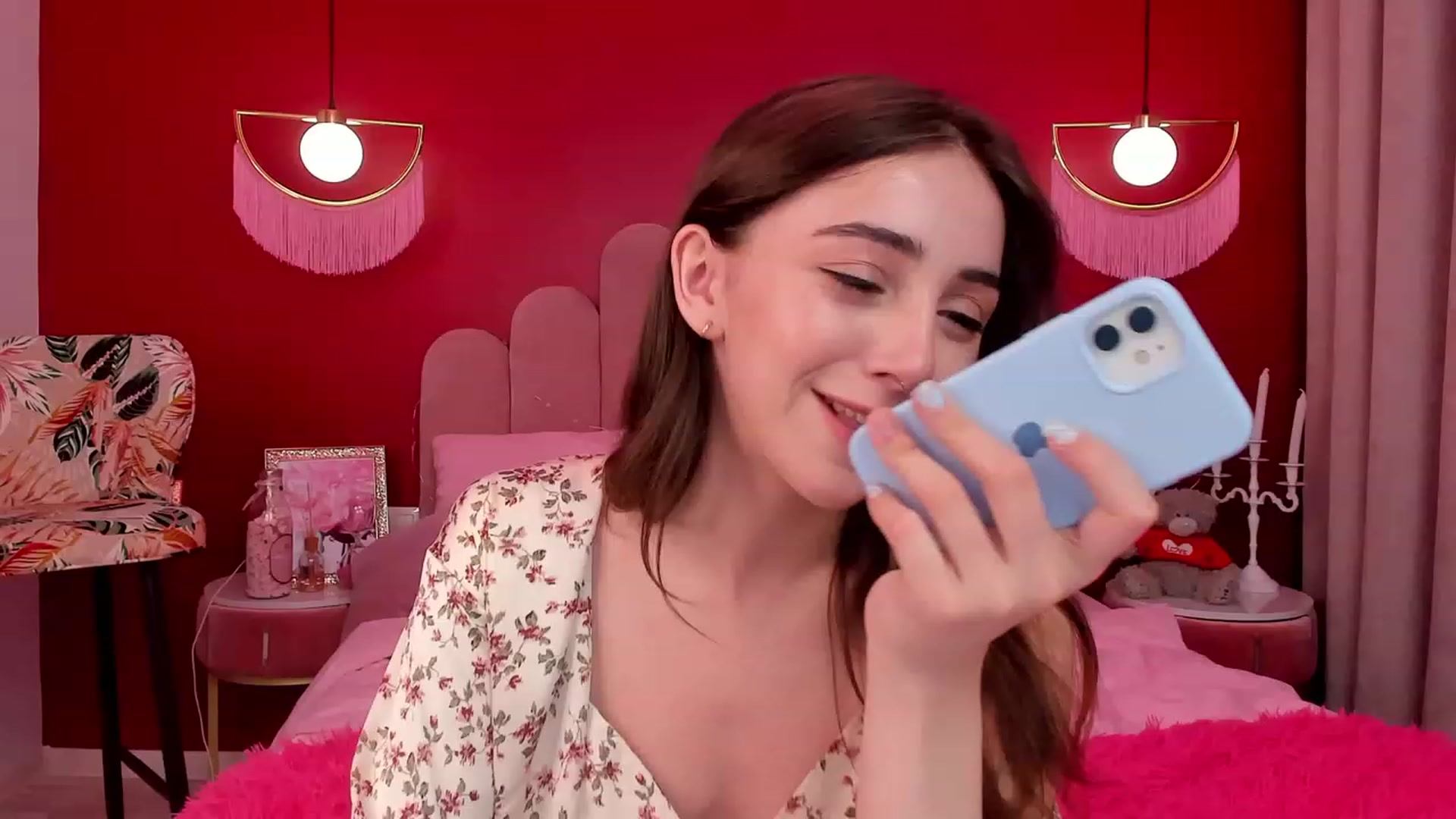 Gallery image thumbnail from ElsaYoung's myfreecams stream on, 03/25/2023, 16:44 image 19 of 20
