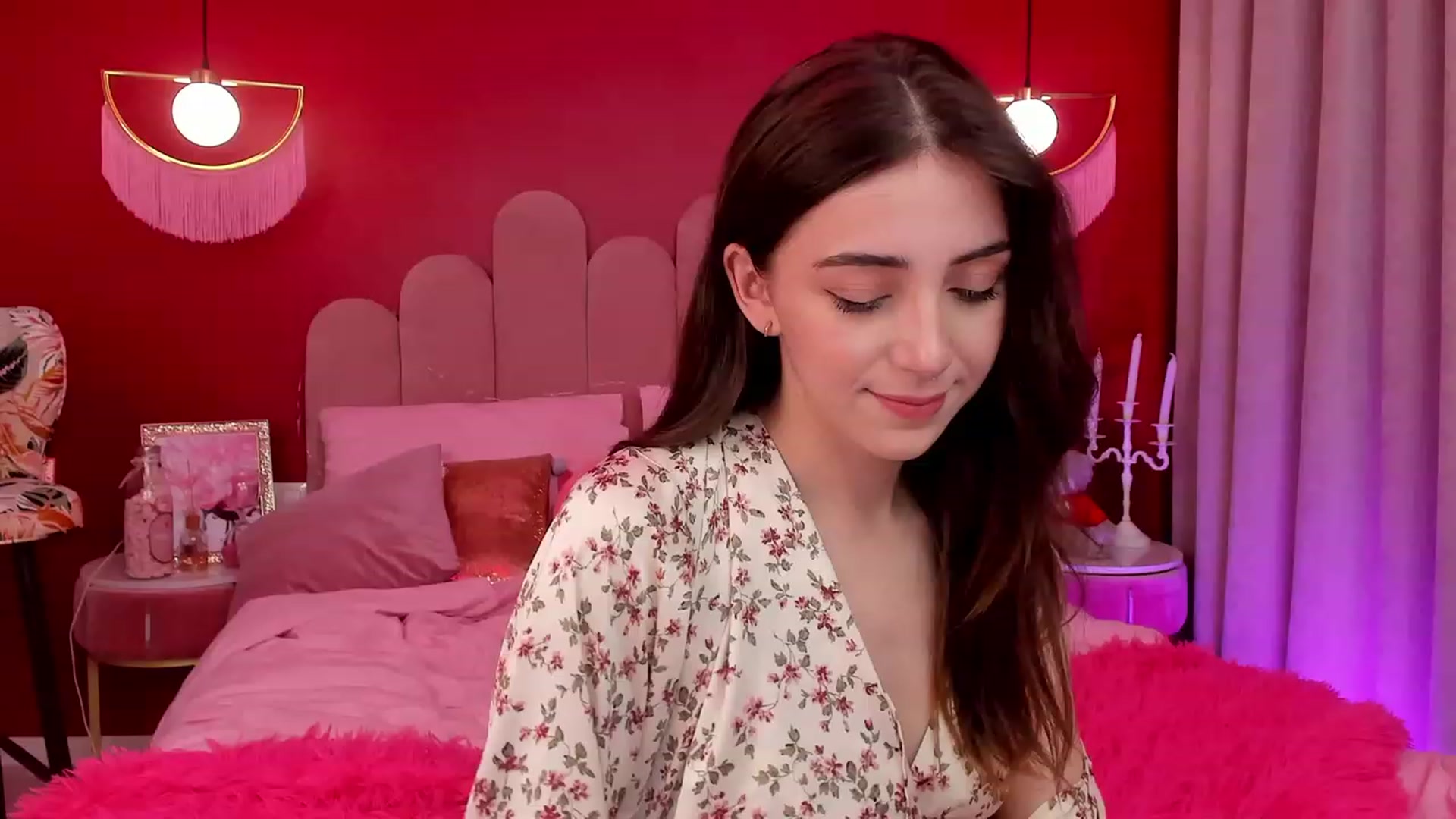 Gallery image thumbnail from ElsaYoung's myfreecams stream on, 03/25/2023, 16:44 image 3 of 20