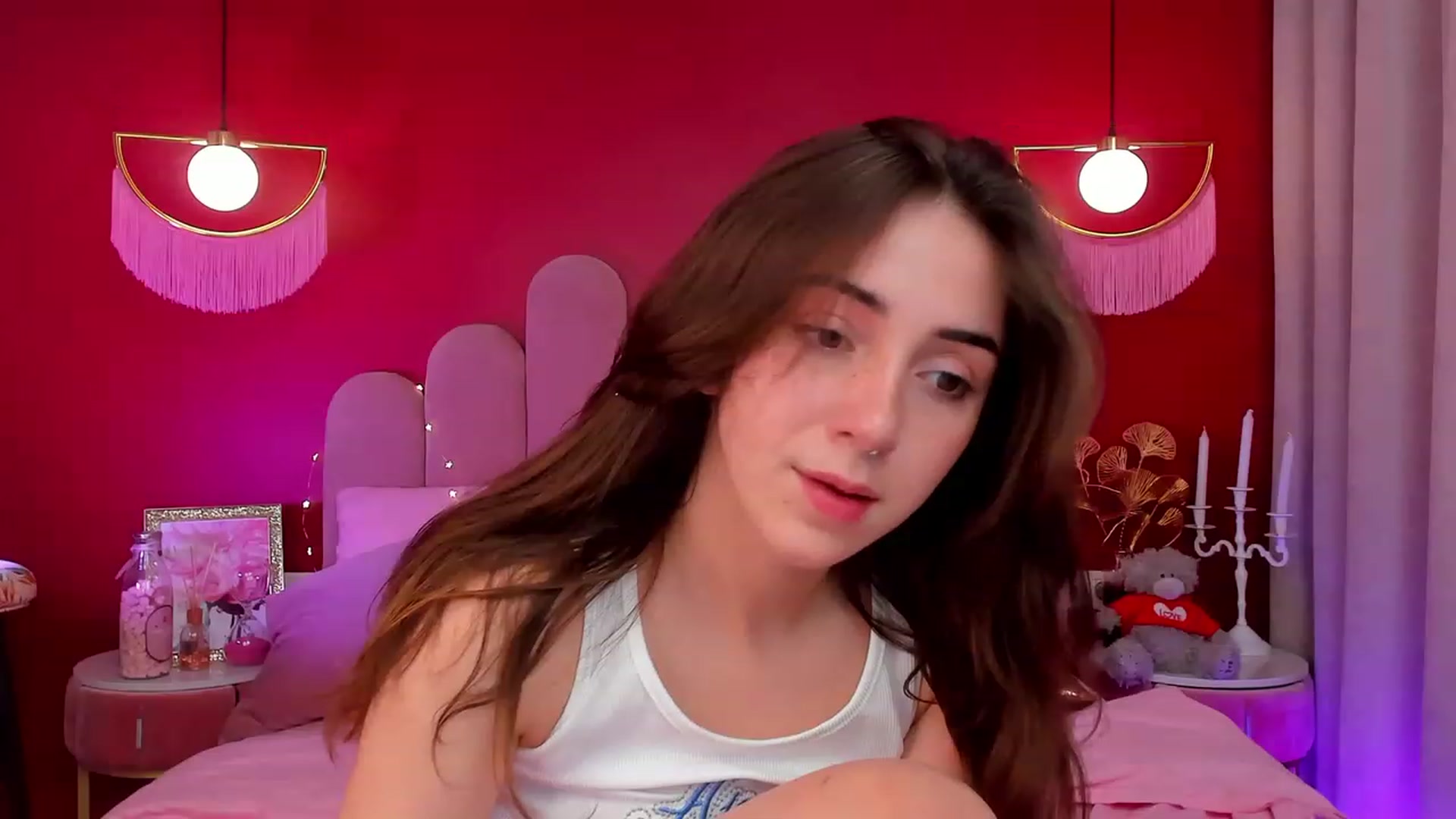 Gallery image thumbnail from ElsaYoung's myfreecams stream on, 03/26/2023, 12:48 image 17 of 20