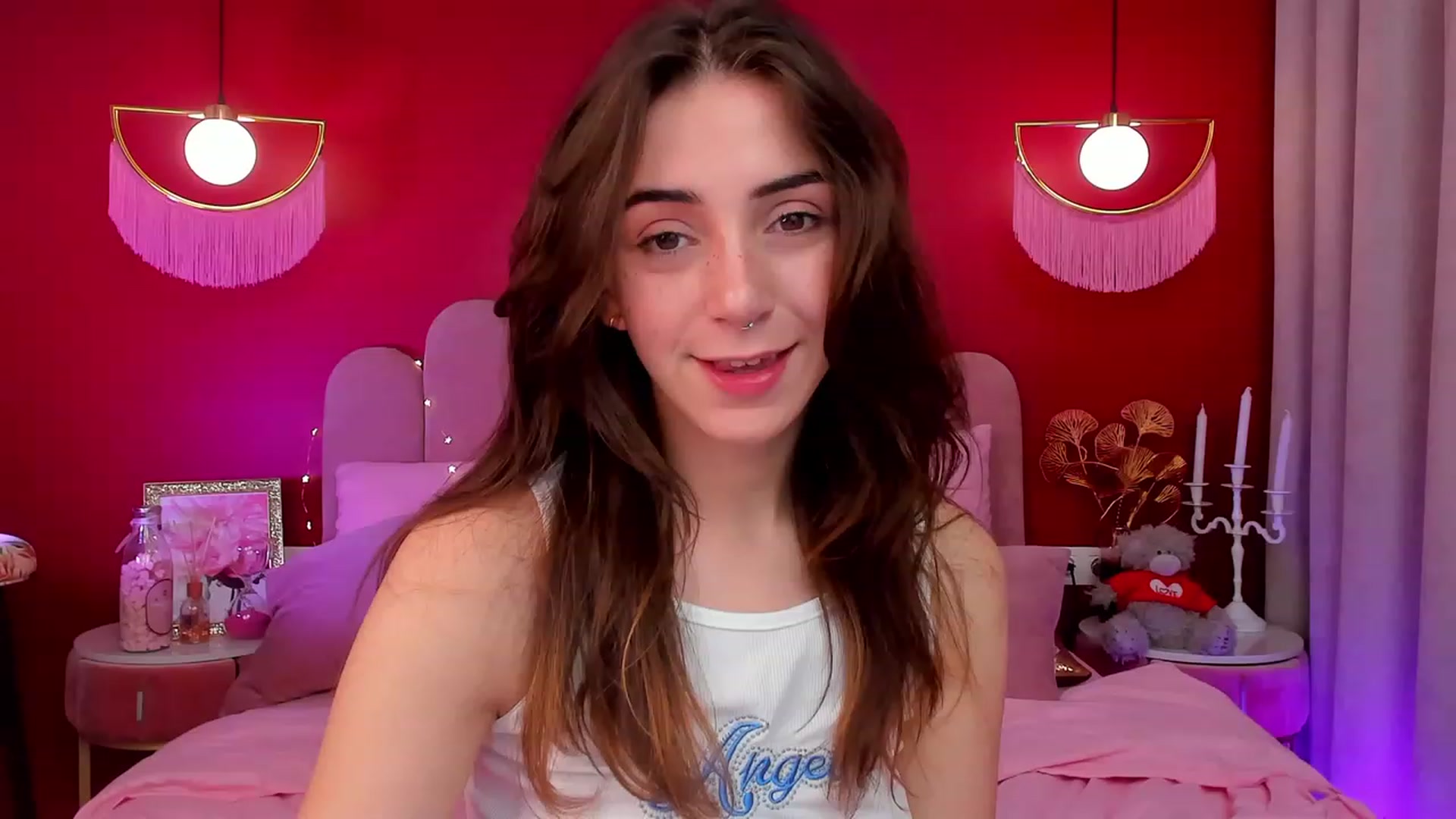 Gallery image thumbnail from ElsaYoung's myfreecams stream on, 03/26/2023, 13:46 image 1 of 20