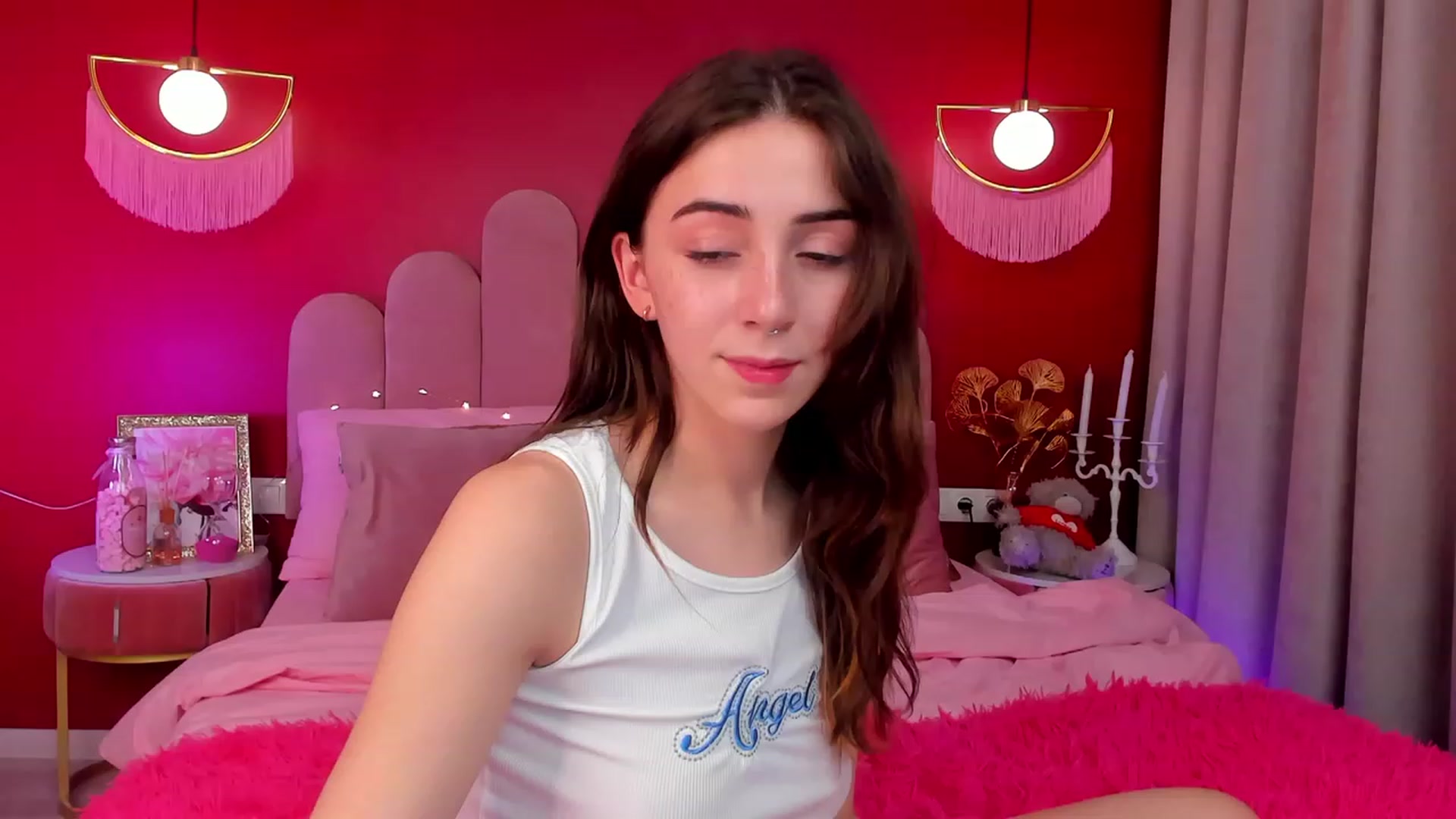 Gallery image thumbnail from ElsaYoung's myfreecams stream on, 03/26/2023, 17:20 image 18 of 20