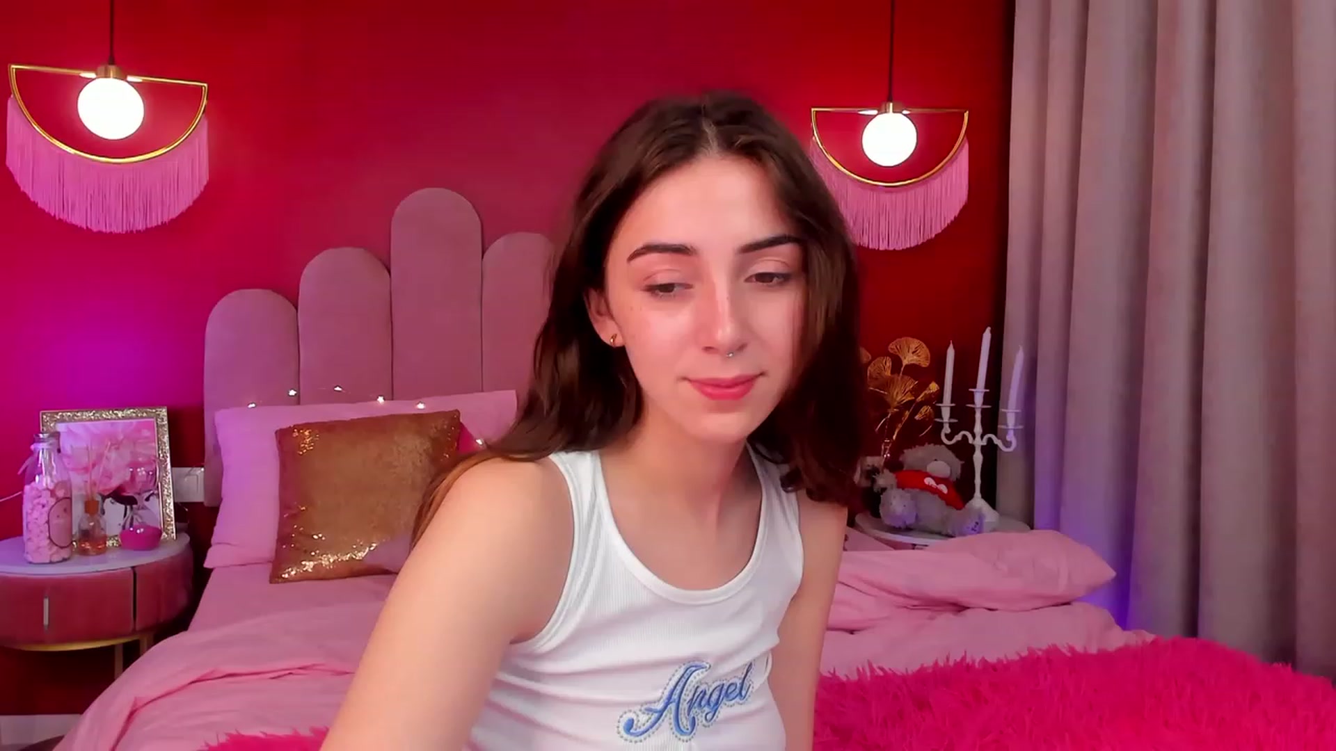 Gallery image thumbnail from ElsaYoung's myfreecams stream on, 03/26/2023, 18:46 image 13 of 20