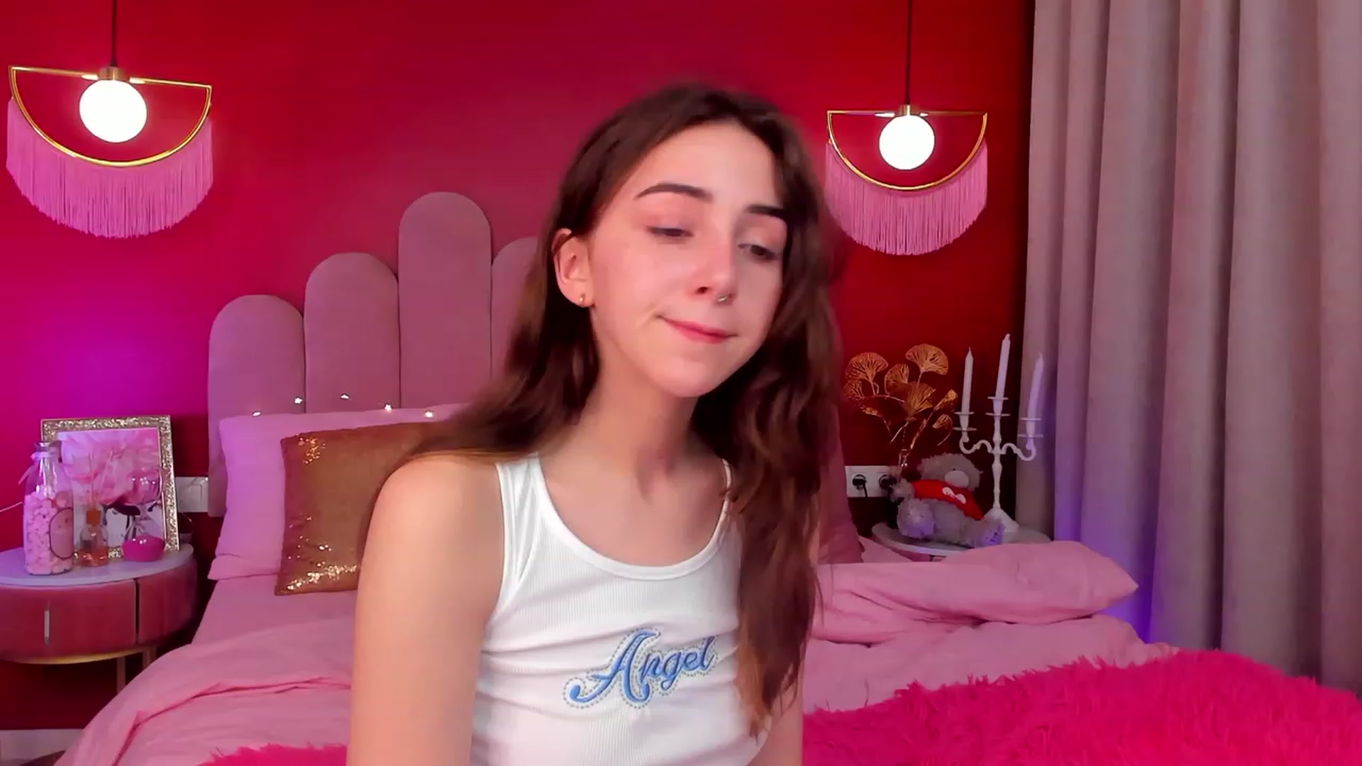 Gallery image thumbnail from ElsaYoung's myfreecams stream on, 03/26/2023, 18:46 image 4 of 20