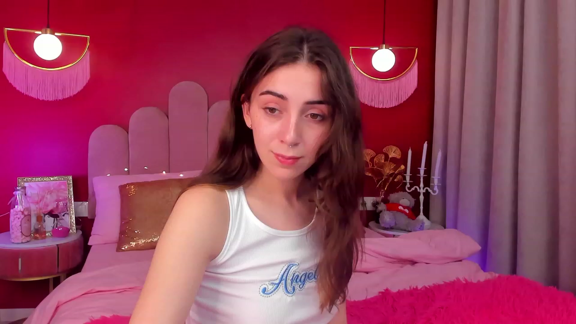 Gallery image thumbnail from ElsaYoung's myfreecams stream on, 03/26/2023, 18:46 image 5 of 20