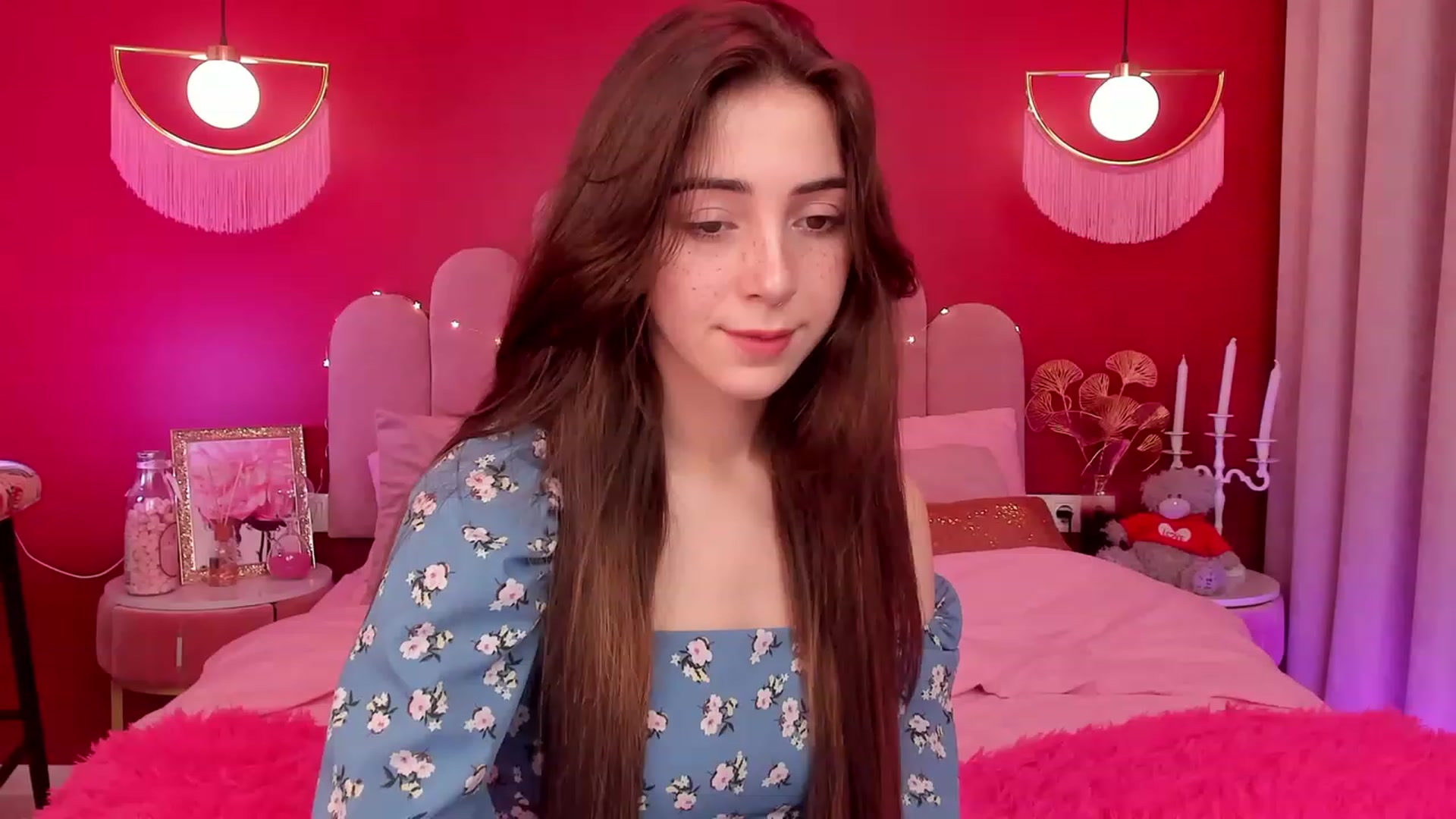 Gallery image thumbnail from ElsaYoung's myfreecams stream on, 03/28/2023, 16:06 image 2 of 20