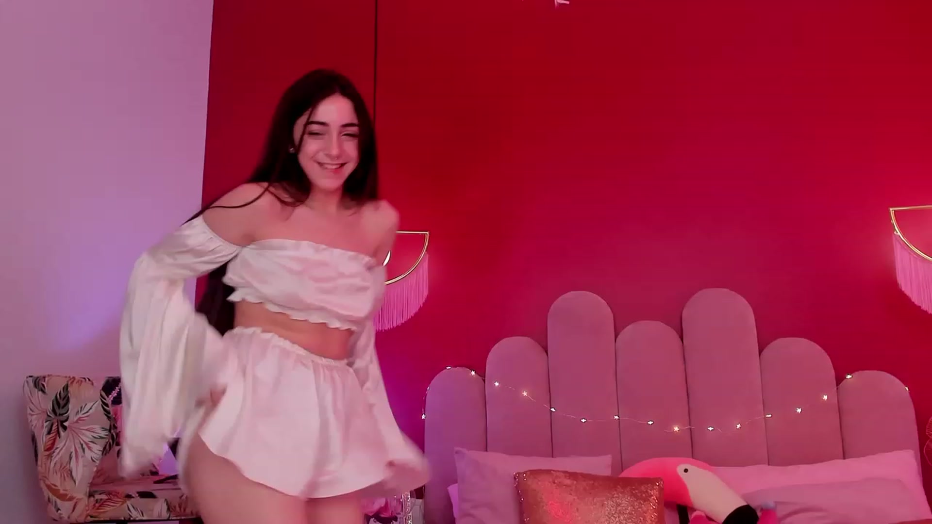 Gallery image thumbnail from ElsaYoung's myfreecams stream on, 03/29/2023, 05:46 image 1 of 20
