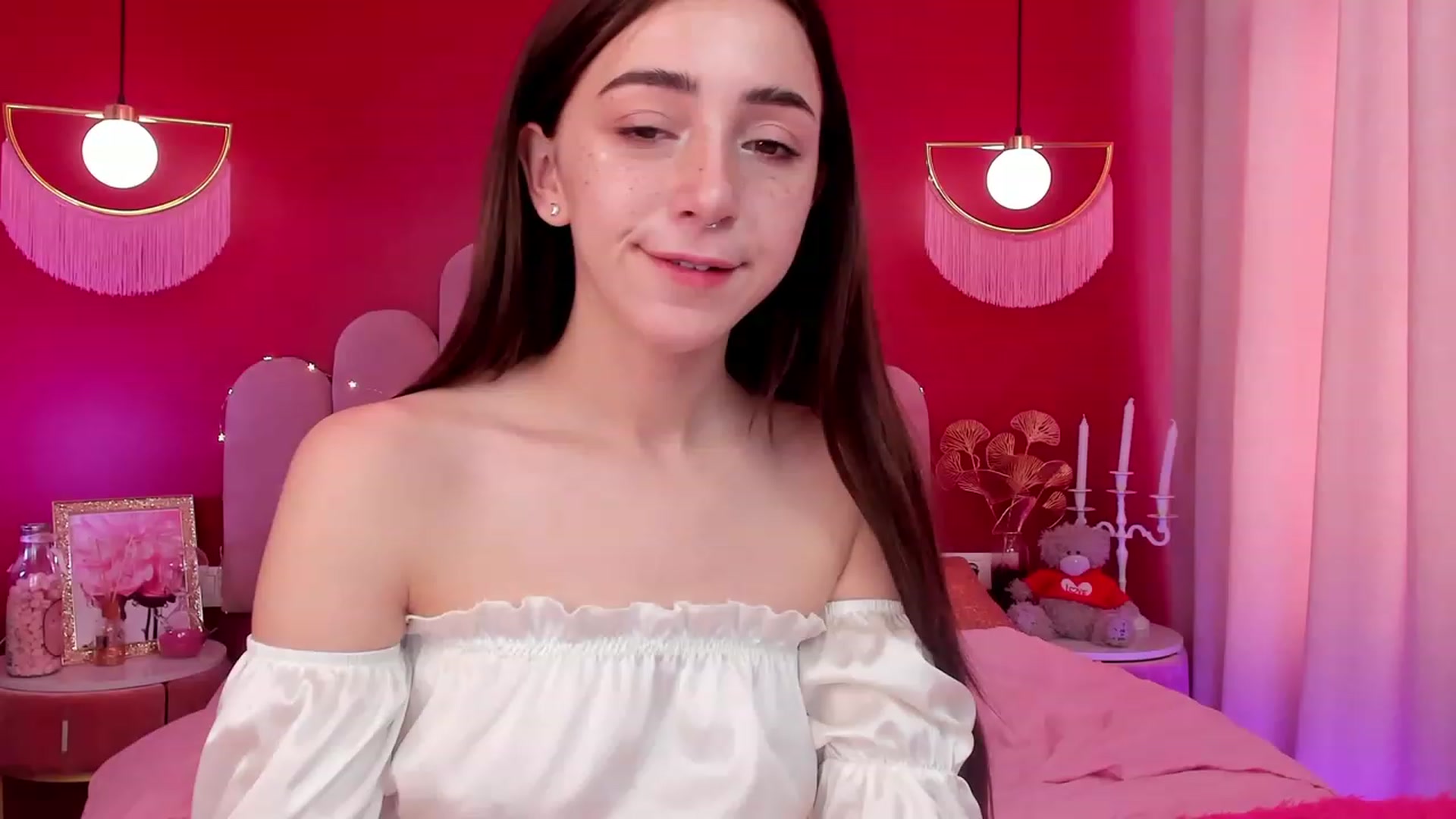 Gallery image thumbnail from ElsaYoung's myfreecams stream on, 03/29/2023, 05:46 image 15 of 20