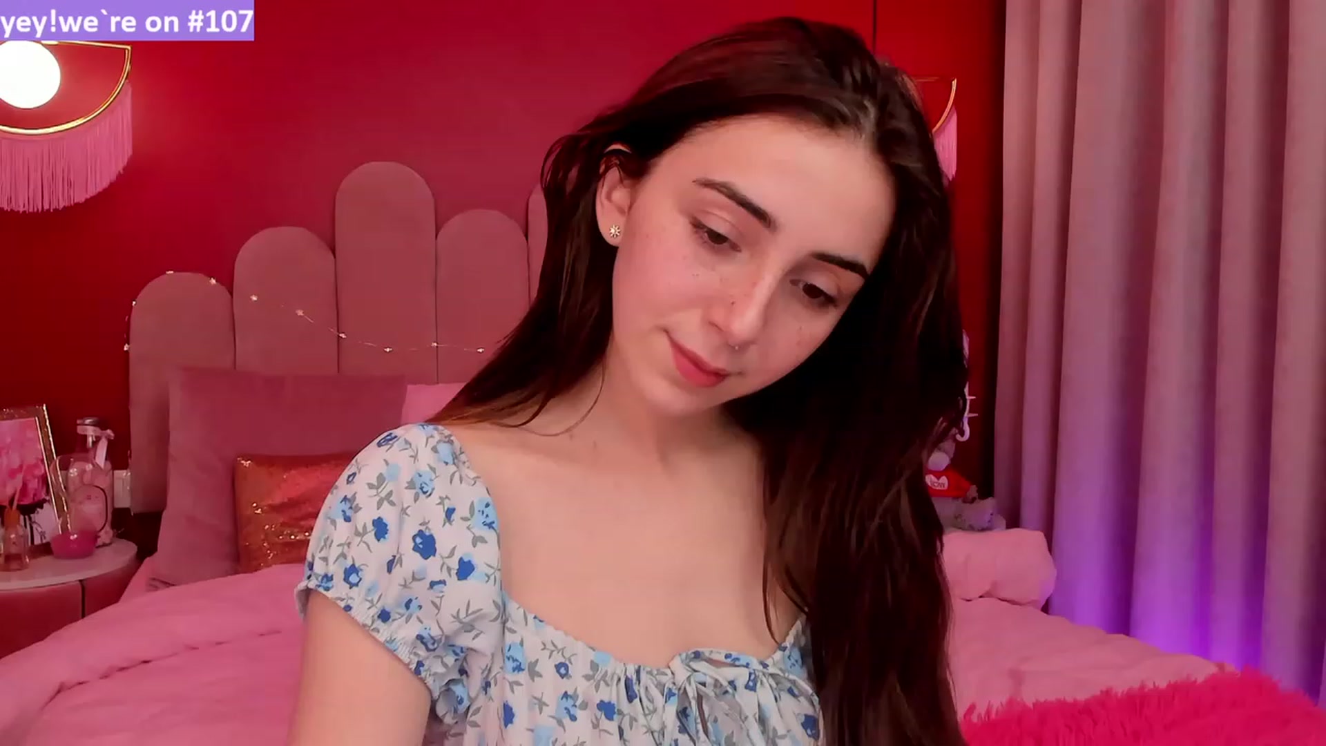 Gallery image thumbnail from ElsaYoung's myfreecams stream on, 03/31/2023, 18:40 image 2 of 20
