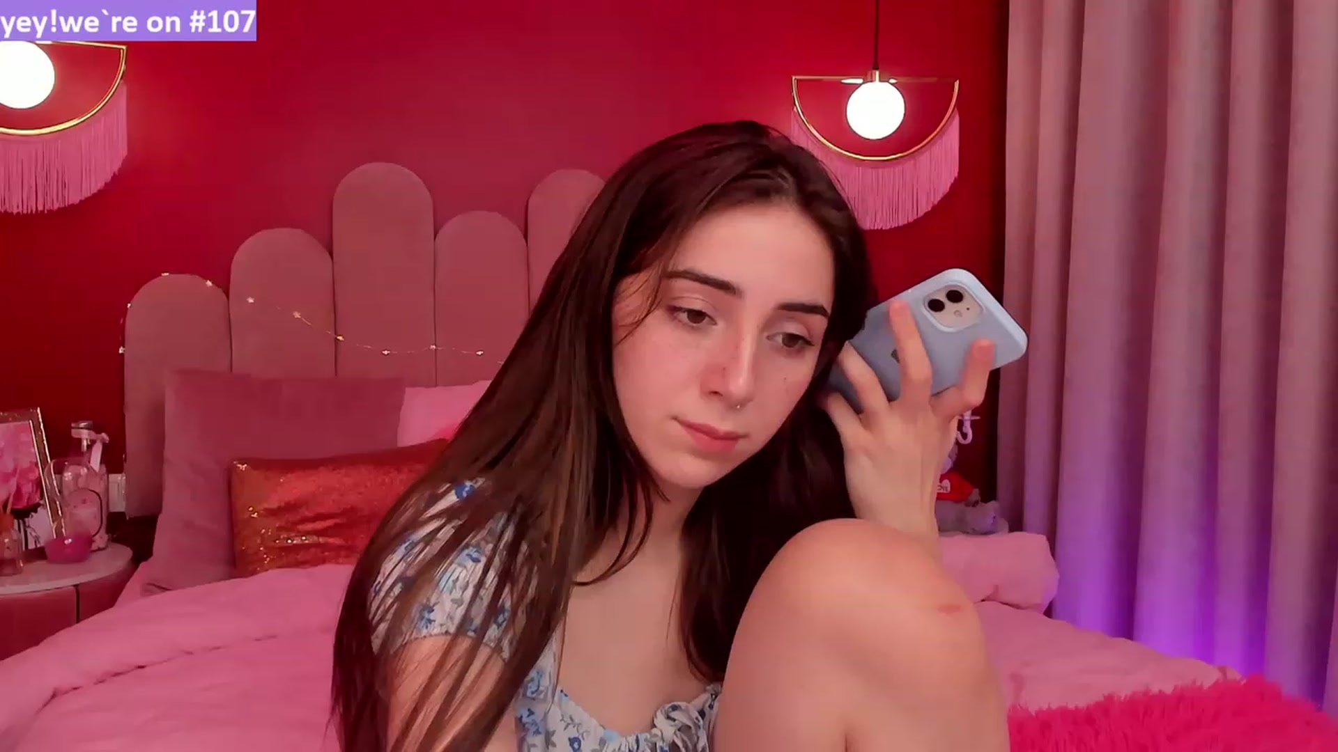 Gallery image thumbnail from ElsaYoung's myfreecams stream on, 03/31/2023, 18:40 image 18 of 20