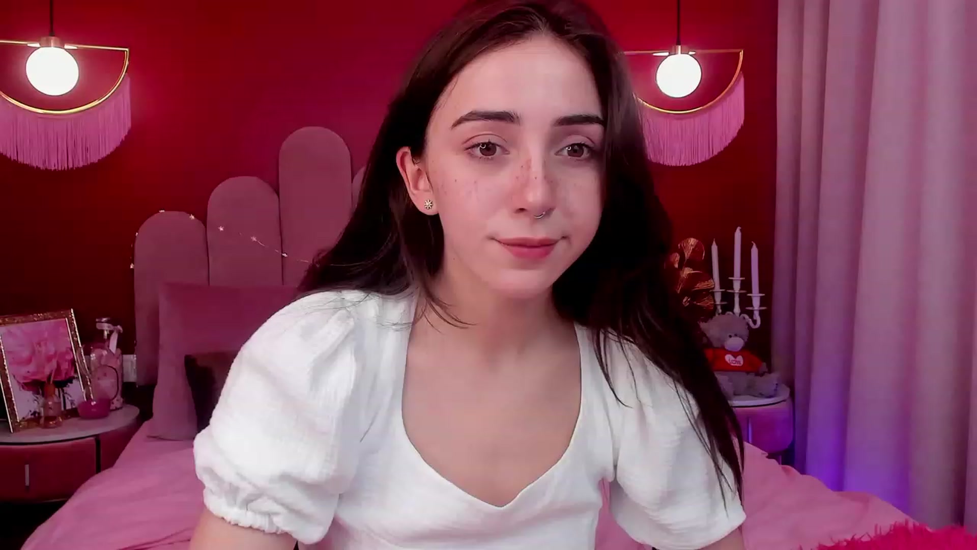 Gallery image thumbnail from ElsaYoung's myfreecams stream on, 04/01/2023, 10:02 image 12 of 20