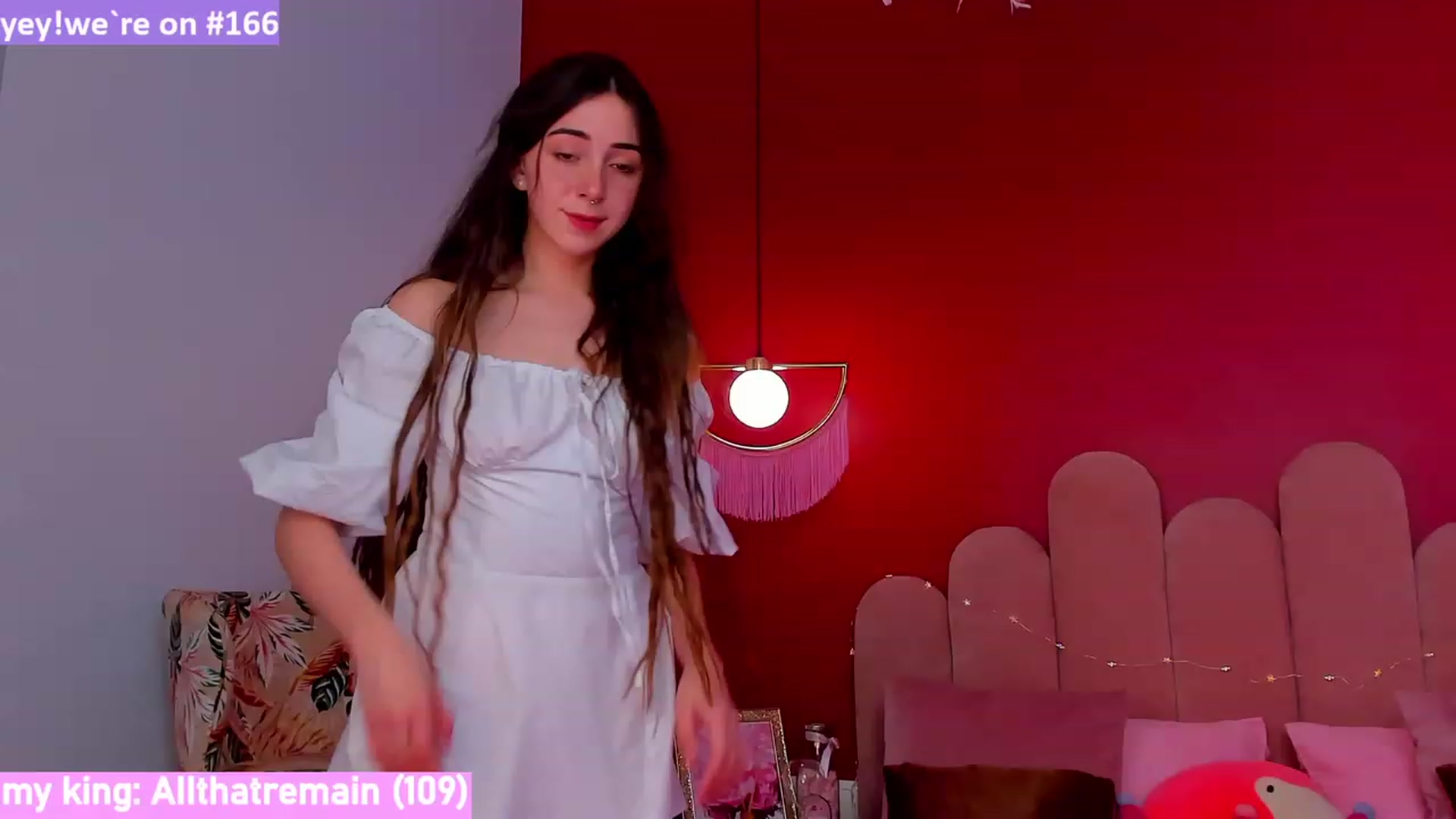 Gallery image thumbnail from ElsaYoung's myfreecams stream on, 04/02/2023, 13:48 image 14 of 20