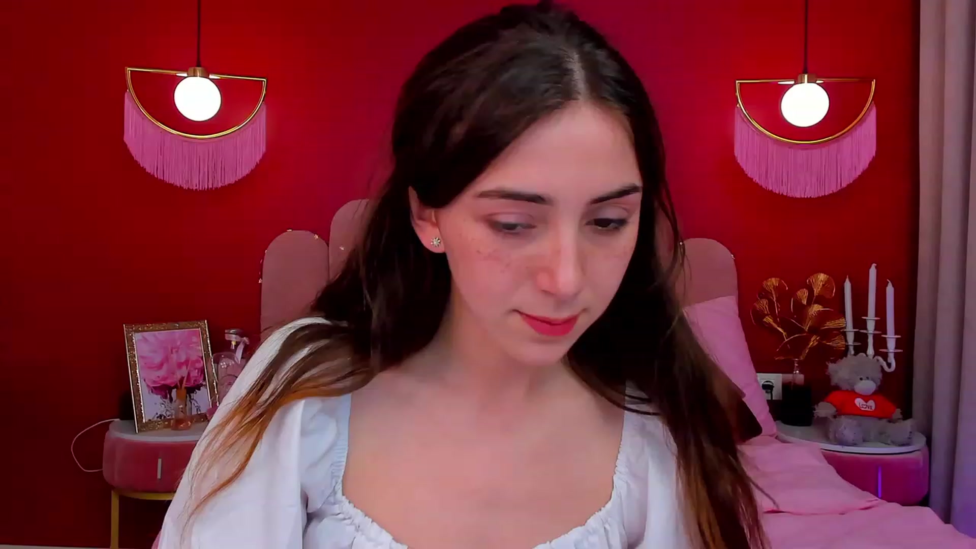 Gallery image thumbnail from ElsaYoung's myfreecams stream on, 04/02/2023, 19:10 image 4 of 20