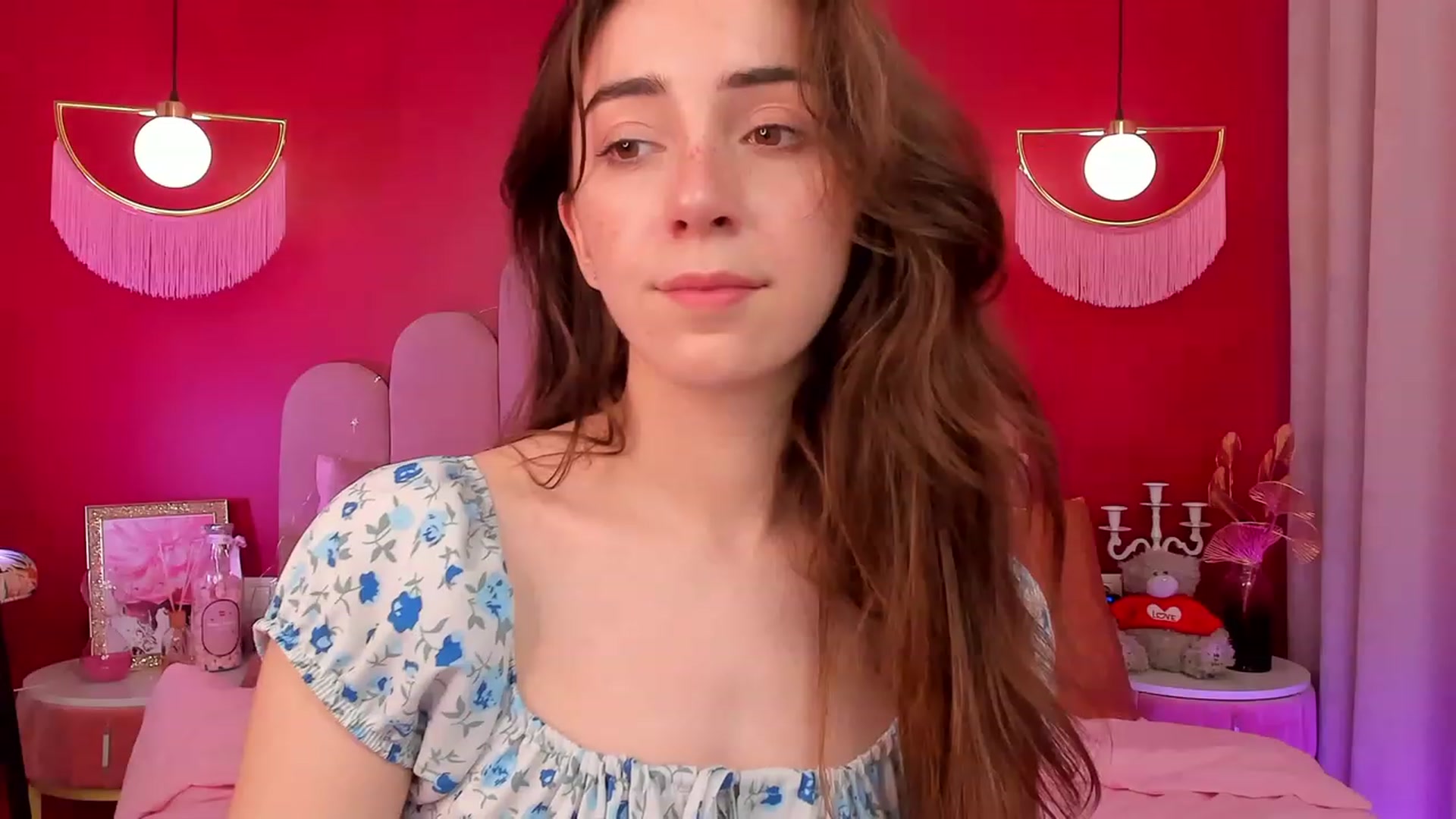 Gallery image thumbnail from ElsaYoung's myfreecams stream on, 04/08/2023, 11:47 image 20 of 20