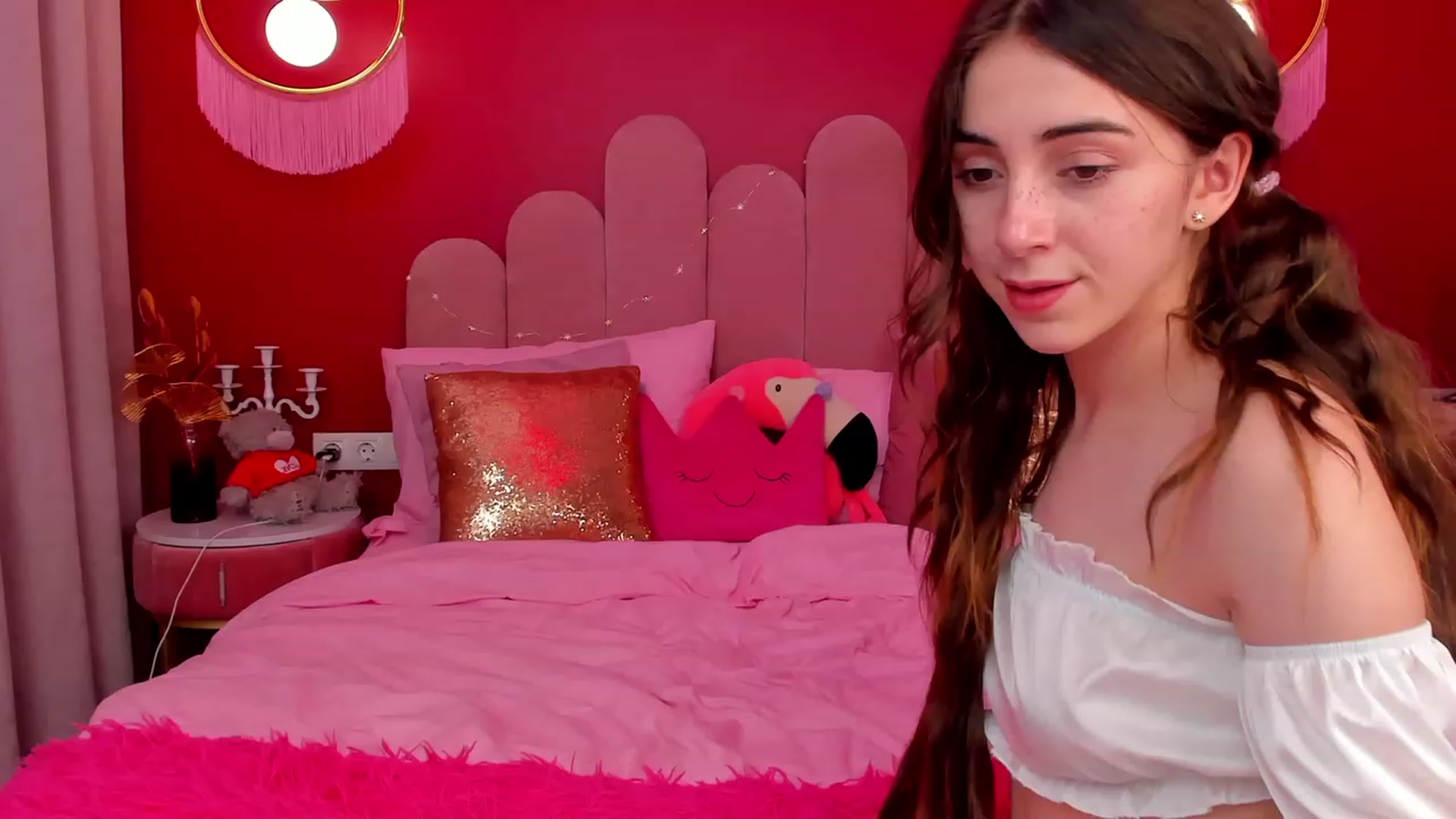 Gallery image thumbnail from ElsaYoung's myfreecams stream on, 04/14/2023, 11:50 image 17 of 20
