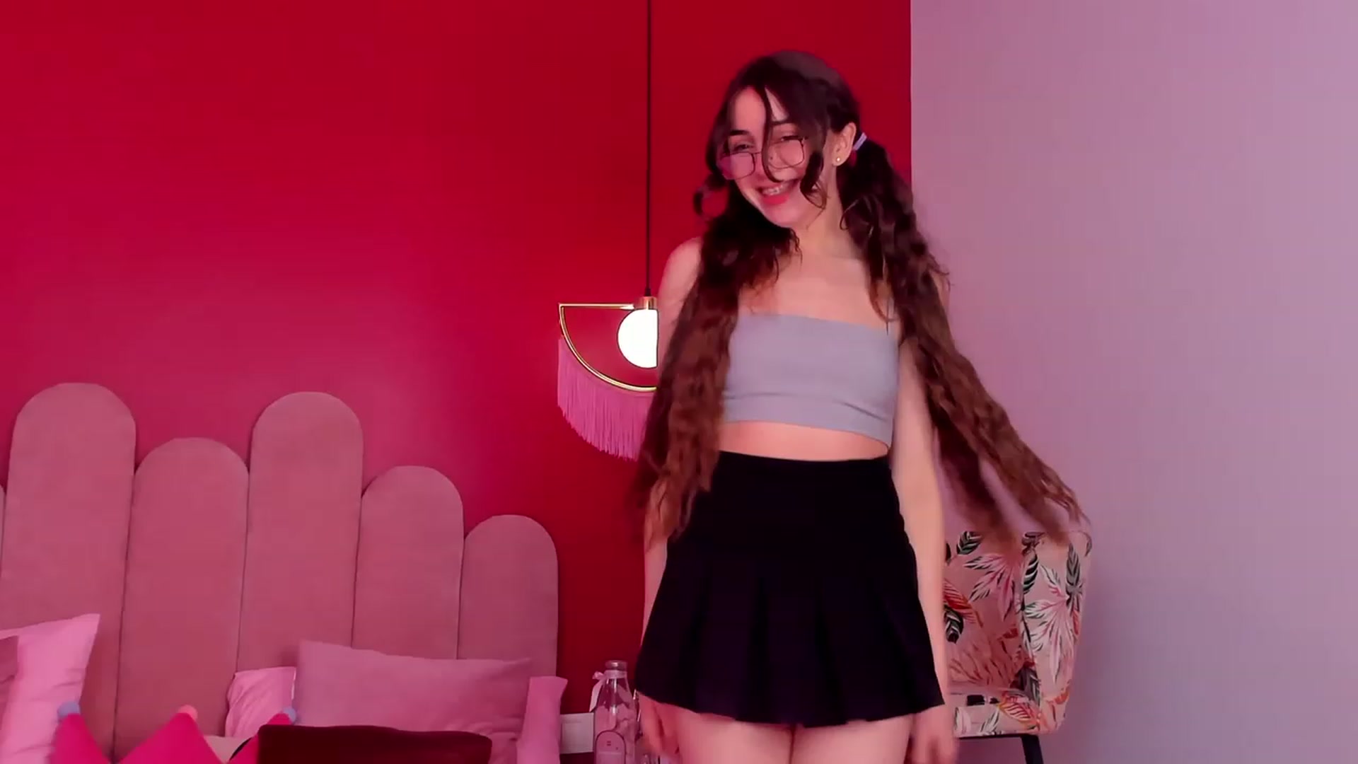 Gallery image thumbnail from ElsaYoung's myfreecams stream on, 04/21/2023, 05:18 image 13 of 20