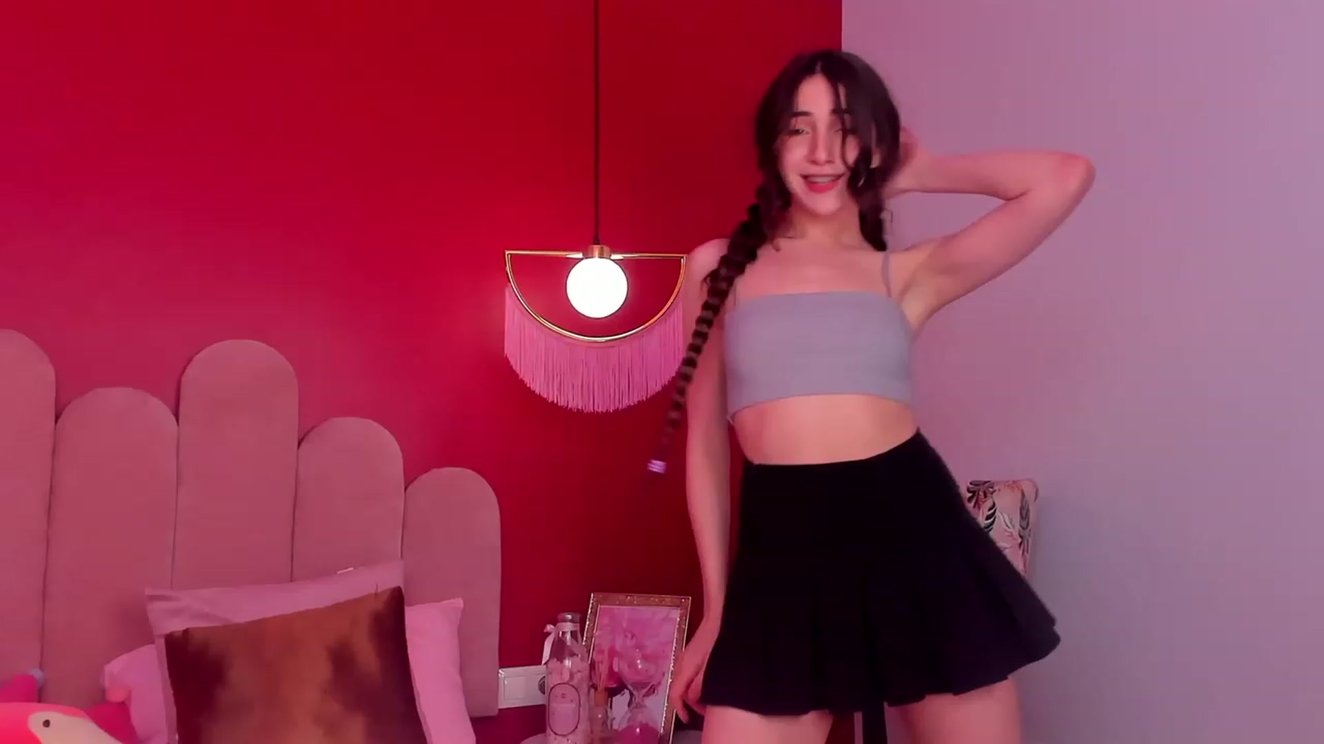 Gallery image thumbnail from ElsaYoung's myfreecams stream on, 04/23/2023, 17:00 image 15 of 20