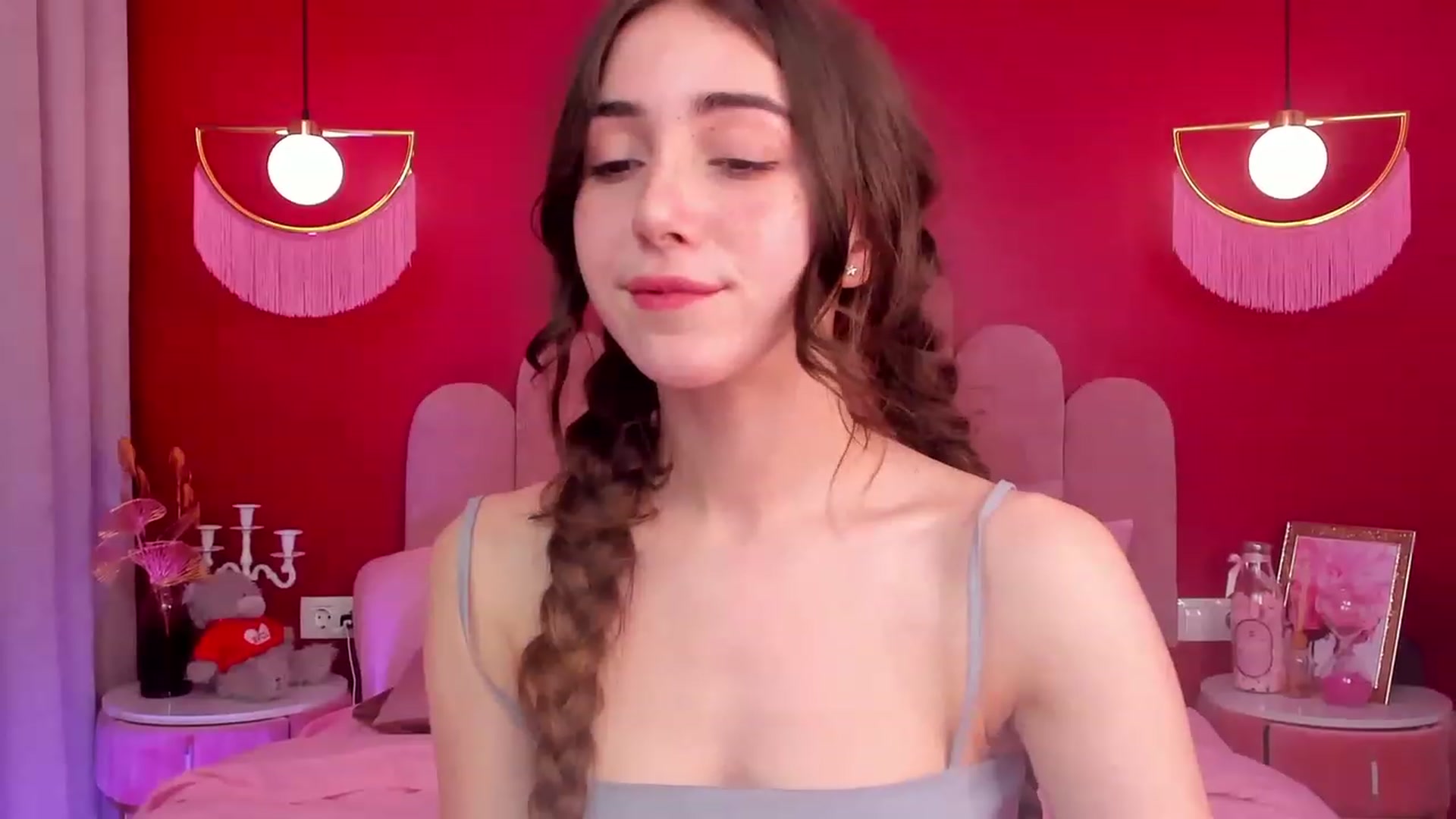 Gallery image thumbnail from ElsaYoung's myfreecams stream on, 04/23/2023, 18:09 image 20 of 20